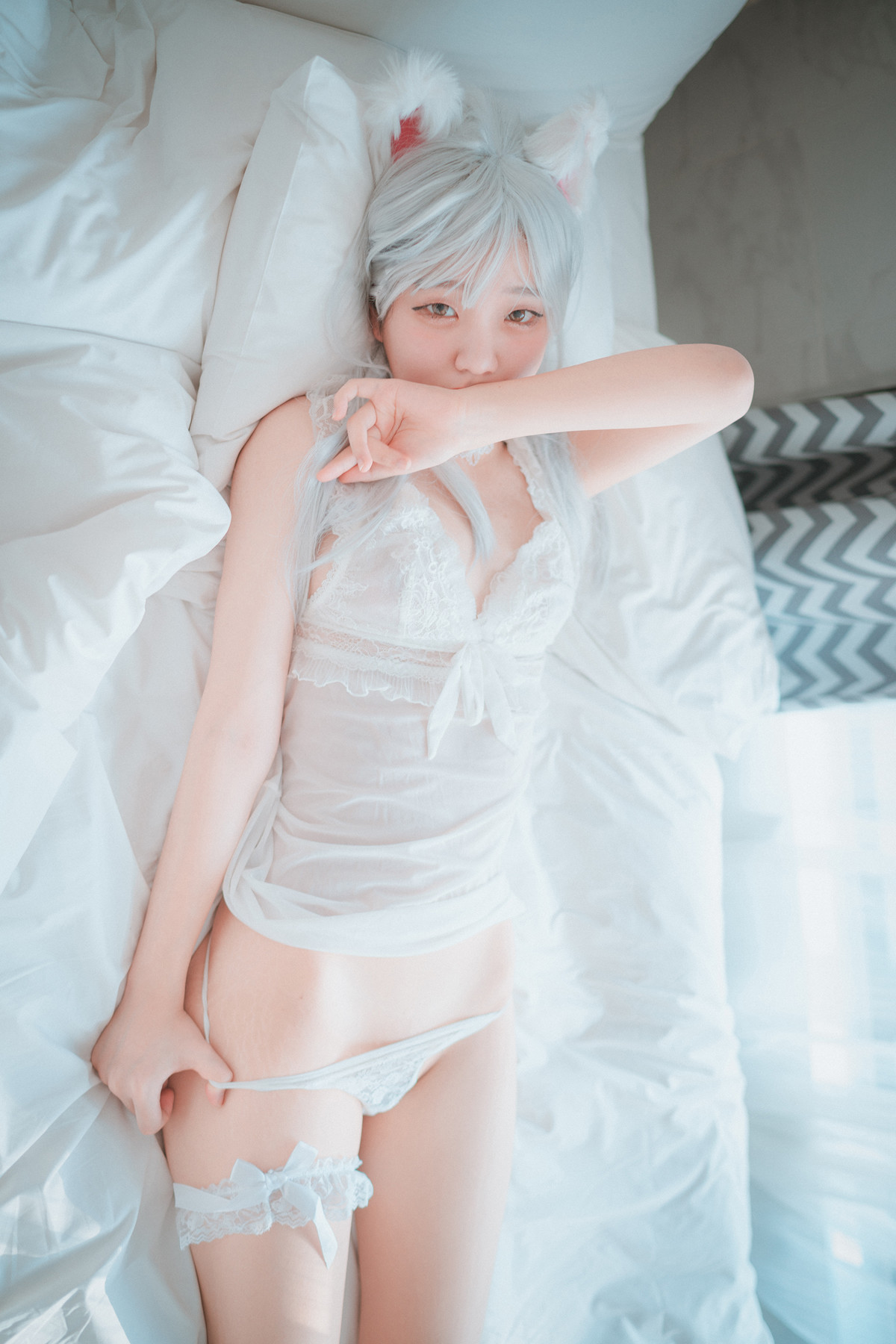 Jeong Jenny 정제니, DJAWA ‘Schwarz und Wei Katzenmädchen’ Set.02の写真 33