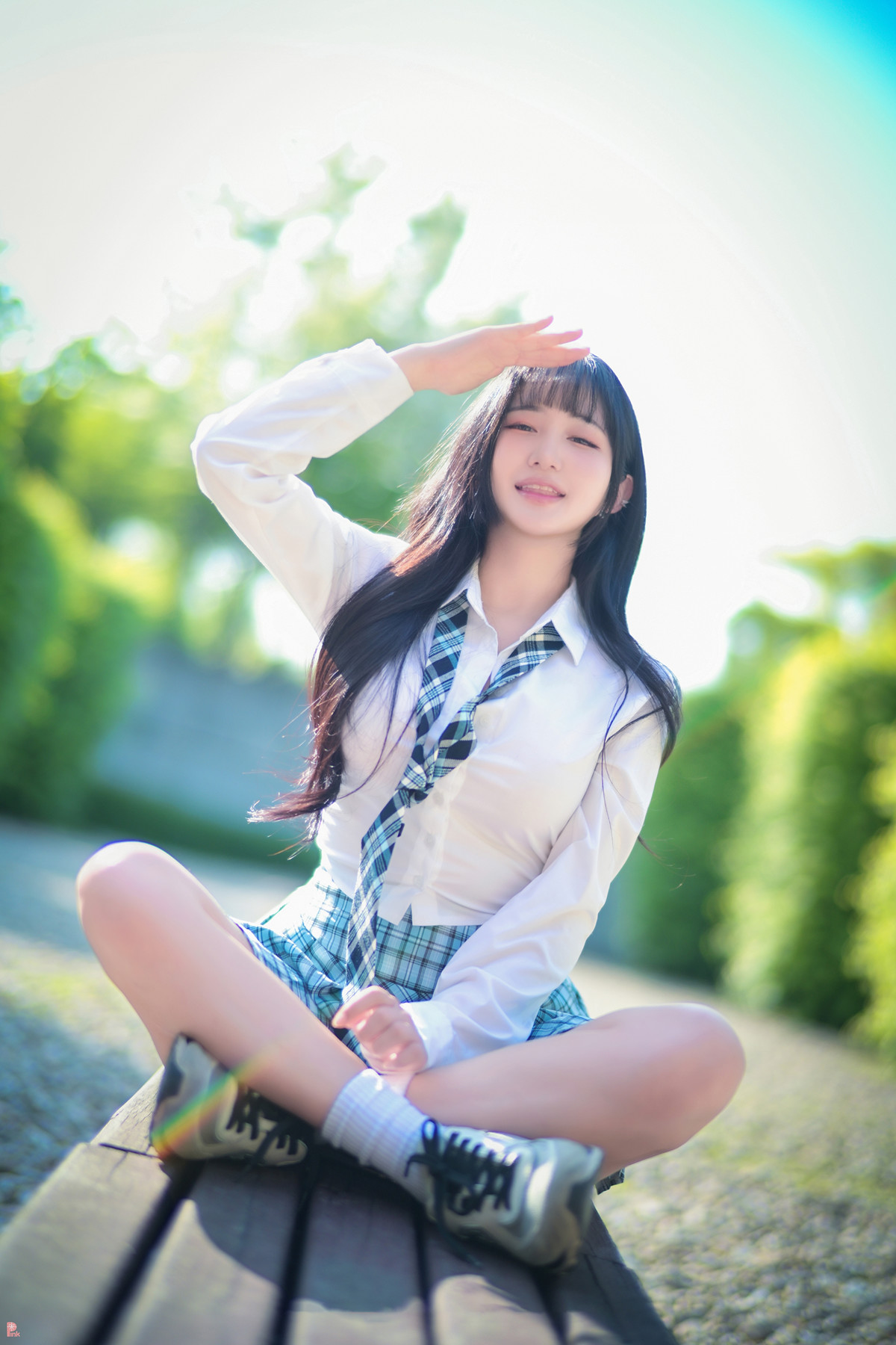 Han Jina 한지나, PINK Photobook ‘Sunshine’ Set.02の写真 9