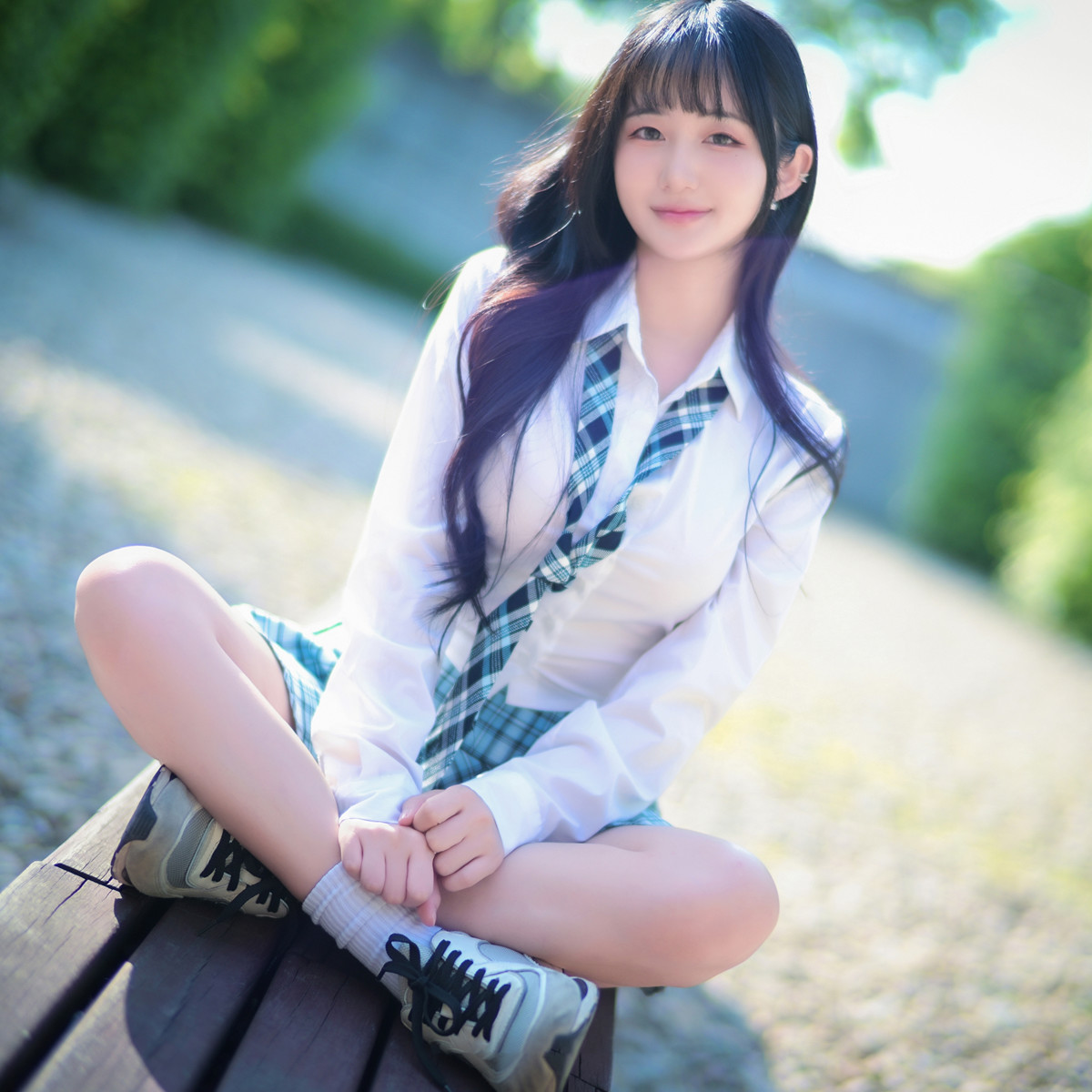 Han Jina 한지나, PINK Photobook ‘Sunshine’ Set.02の写真 10
