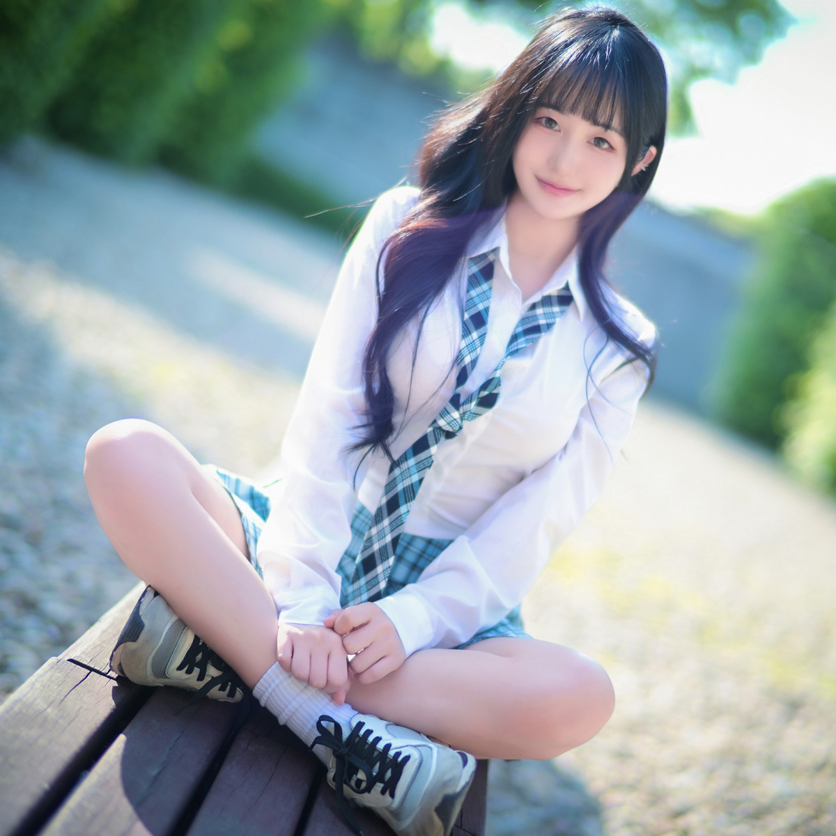 Han Jina 한지나, PINK Photobook ‘Sunshine’ Set.02の写真 11