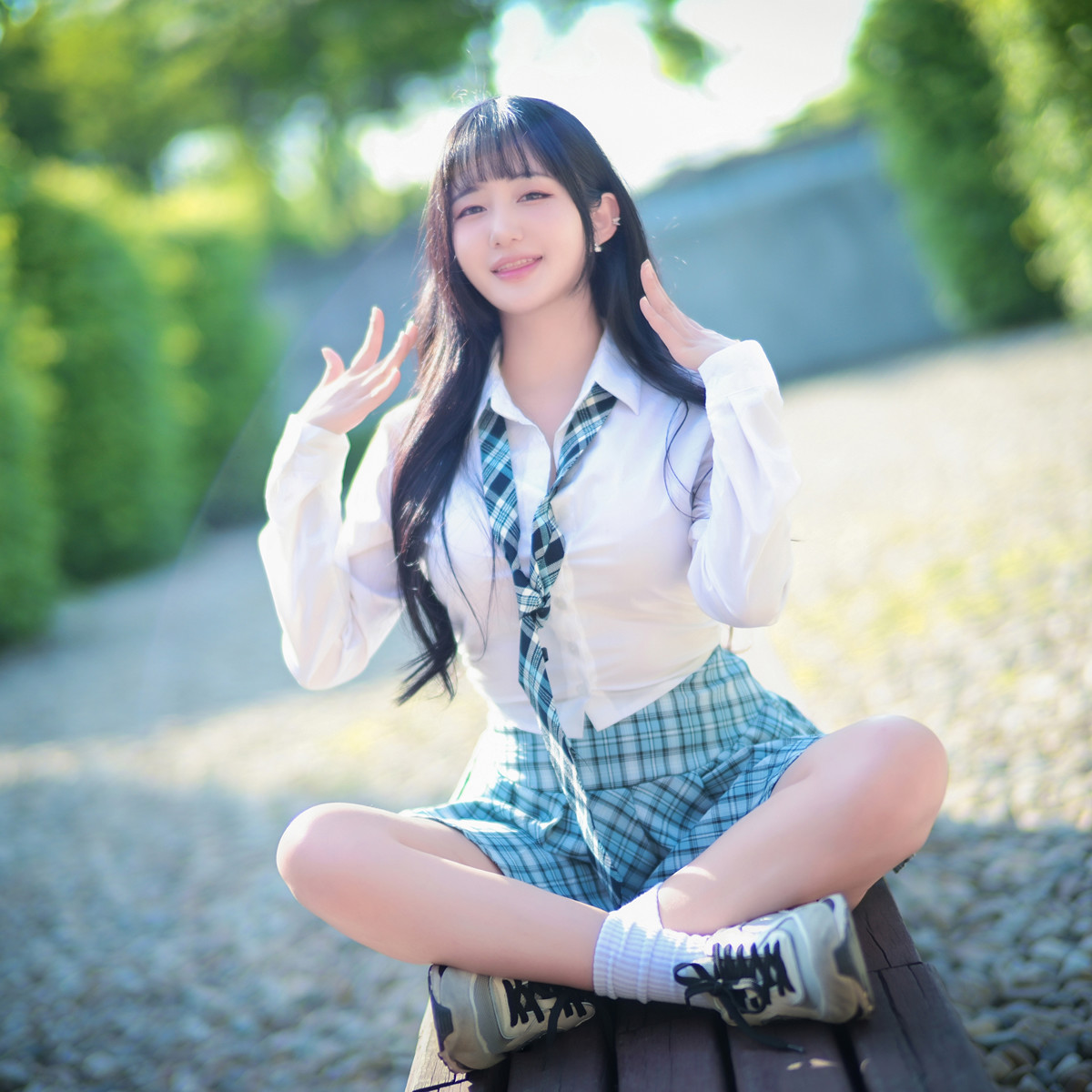 Han Jina 한지나, PINK Photobook ‘Sunshine’ Set.02の写真 14