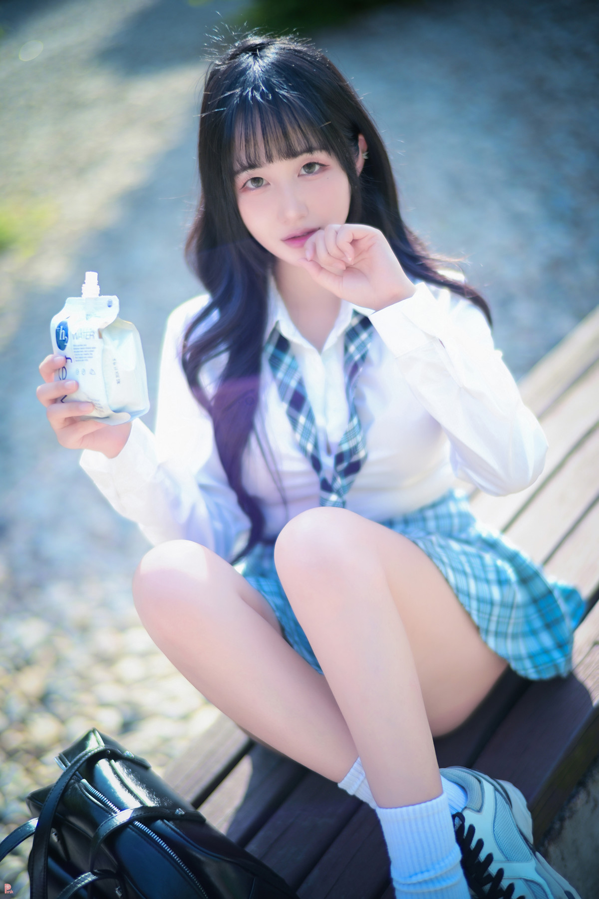 Han Jina 한지나, PINK Photobook ‘Sunshine’ Set.02の写真 30