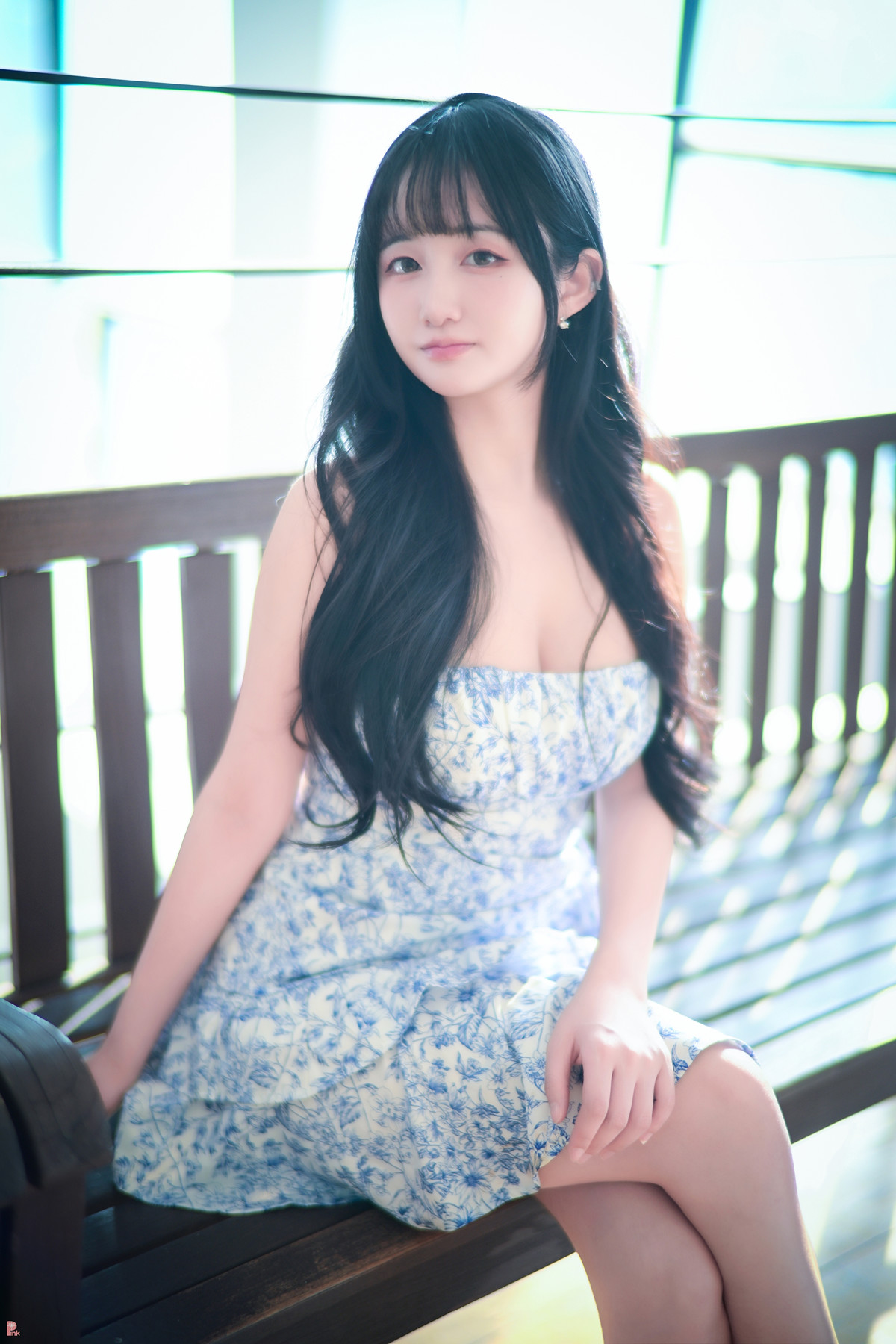 Han Jina 한지나, PINK Photobook ‘Sunshine’ Set.03の写真 18