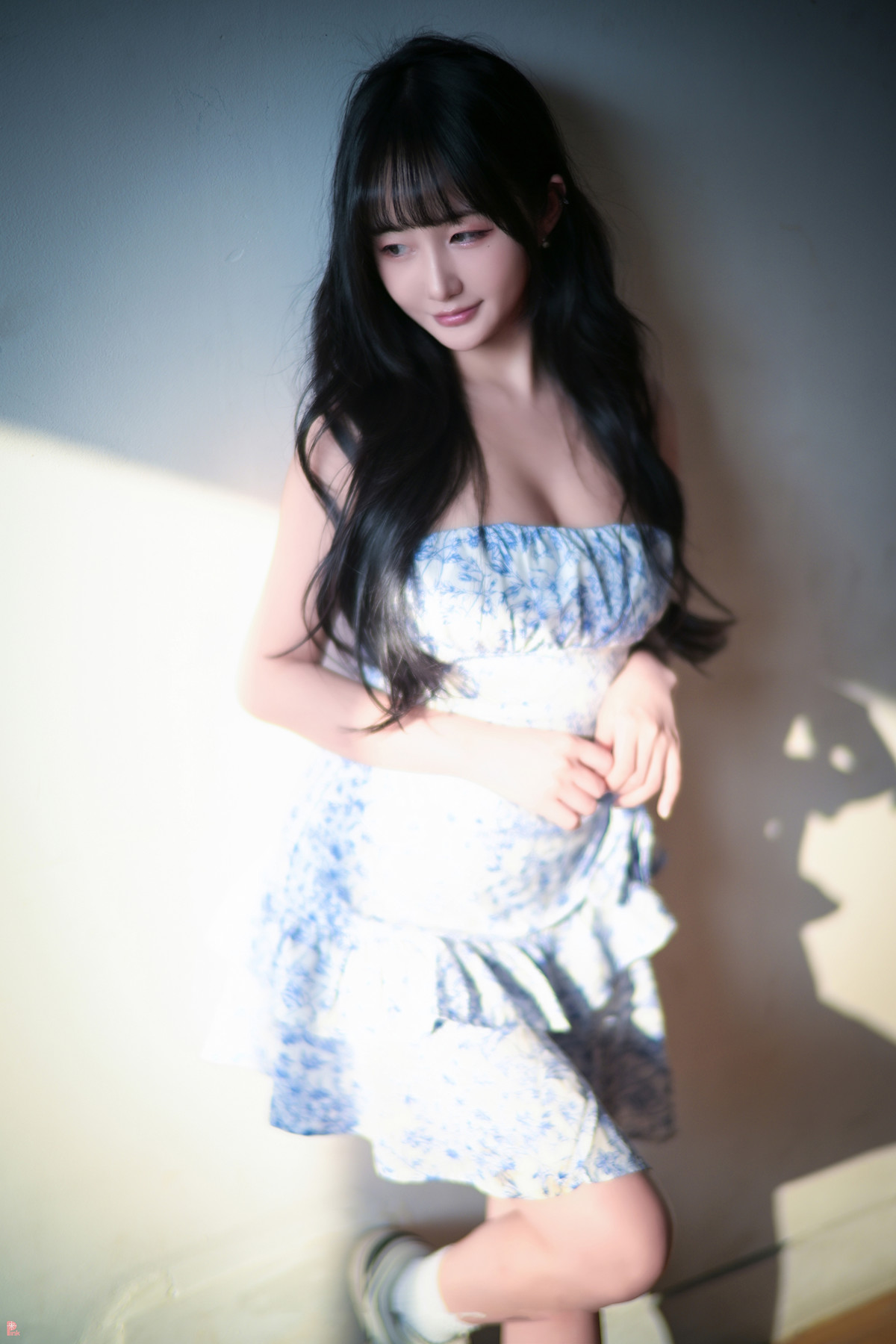 Han Jina 한지나, PINK Photobook ‘Sunshine’ Set.03の写真 21