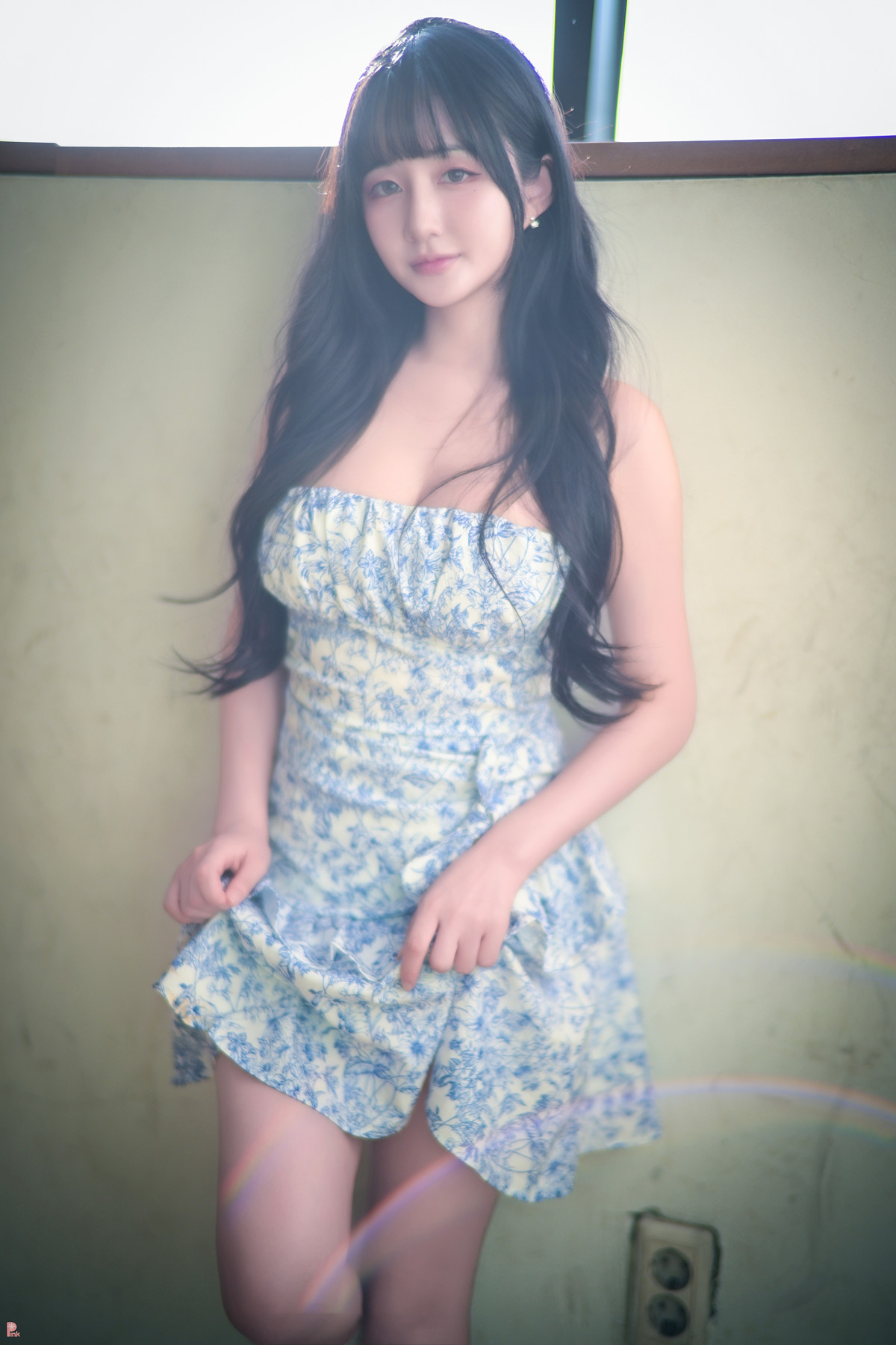 Han Jina 한지나, PINK Photobook ‘Sunshine’ Set.03の写真 26