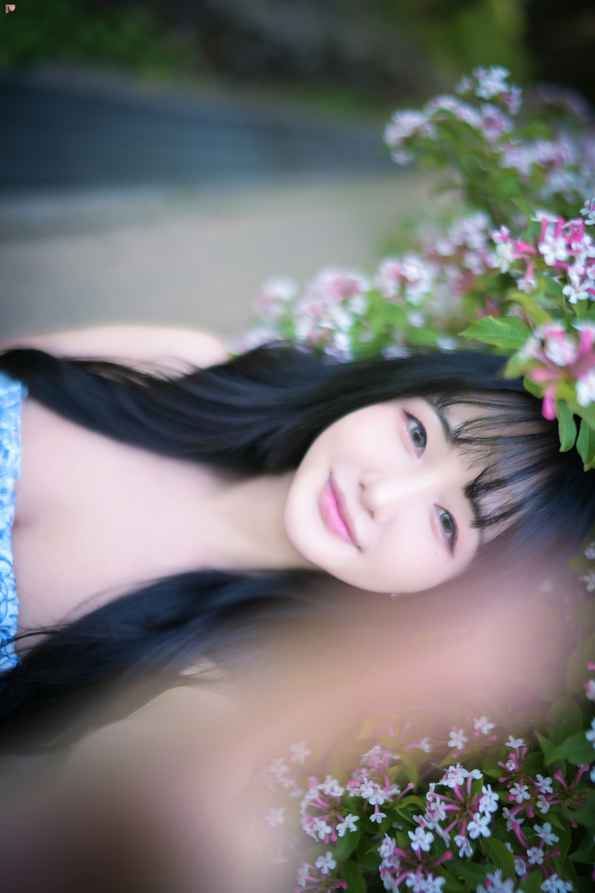 Han Jina 한지나, PINK Photobook ‘Sunshine’ Set.03の写真 31