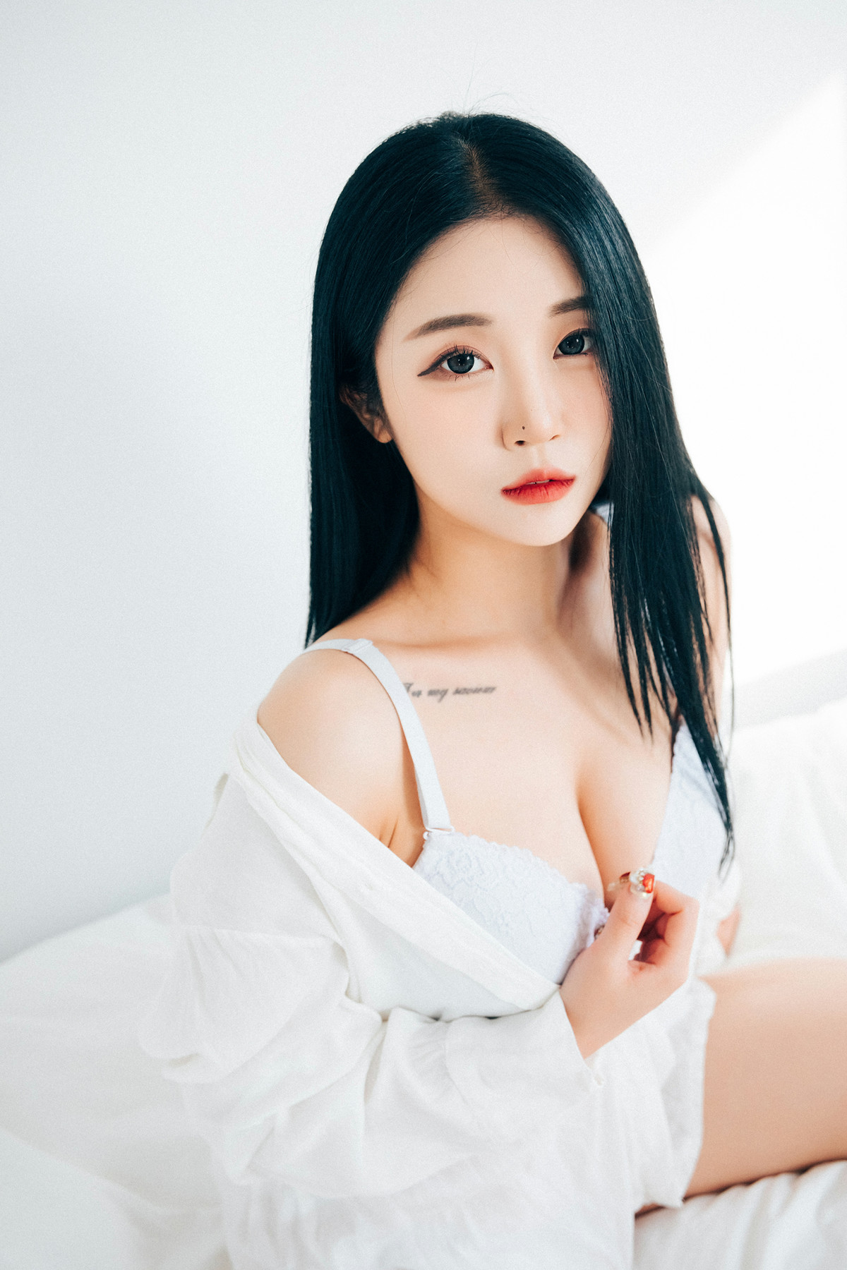 Jeong Bomi 정보미, Loozy ‘The undress’ Set.02の写真 2