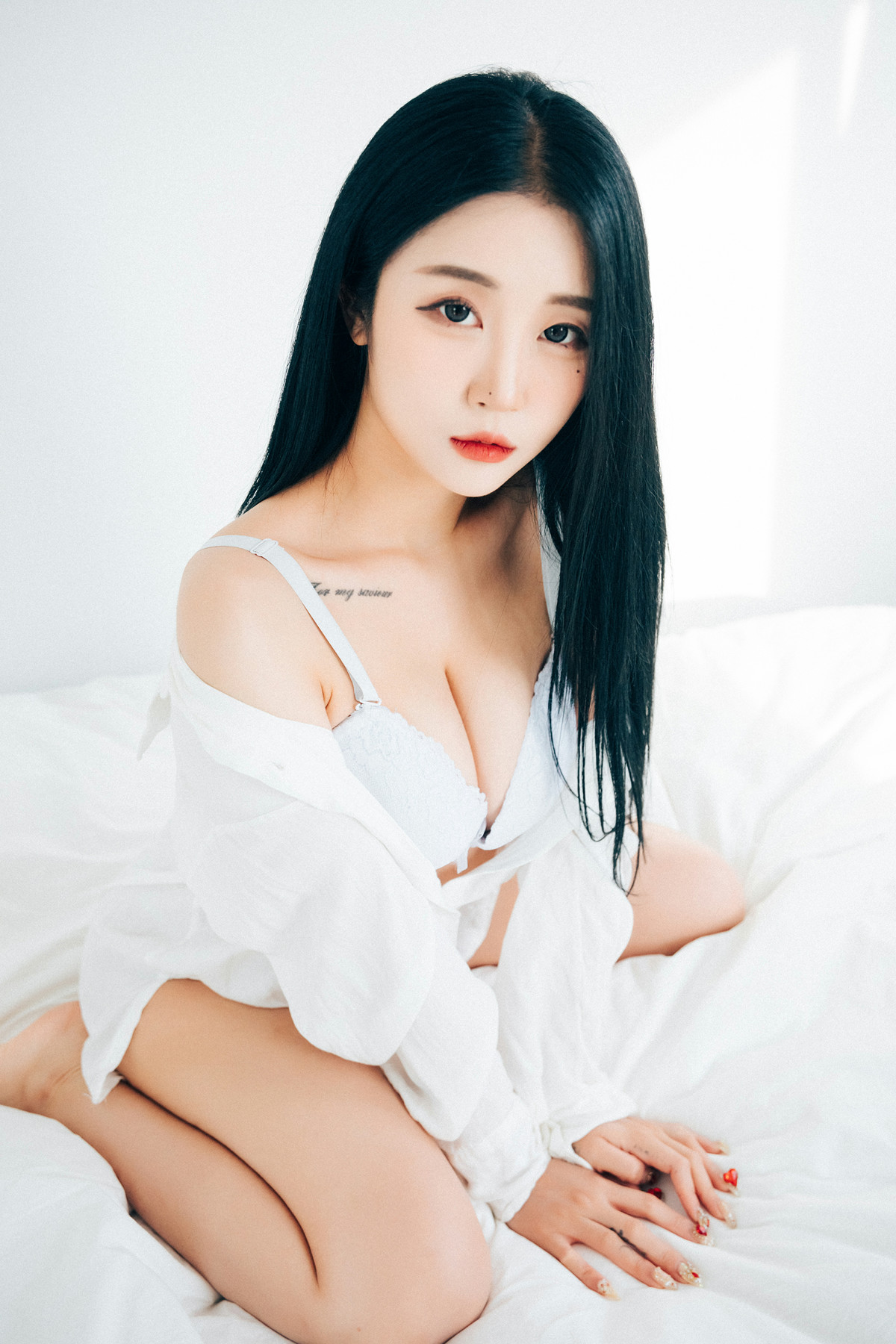 Jeong Bomi 정보미, Loozy ‘The undress’ Set.02の写真 4
