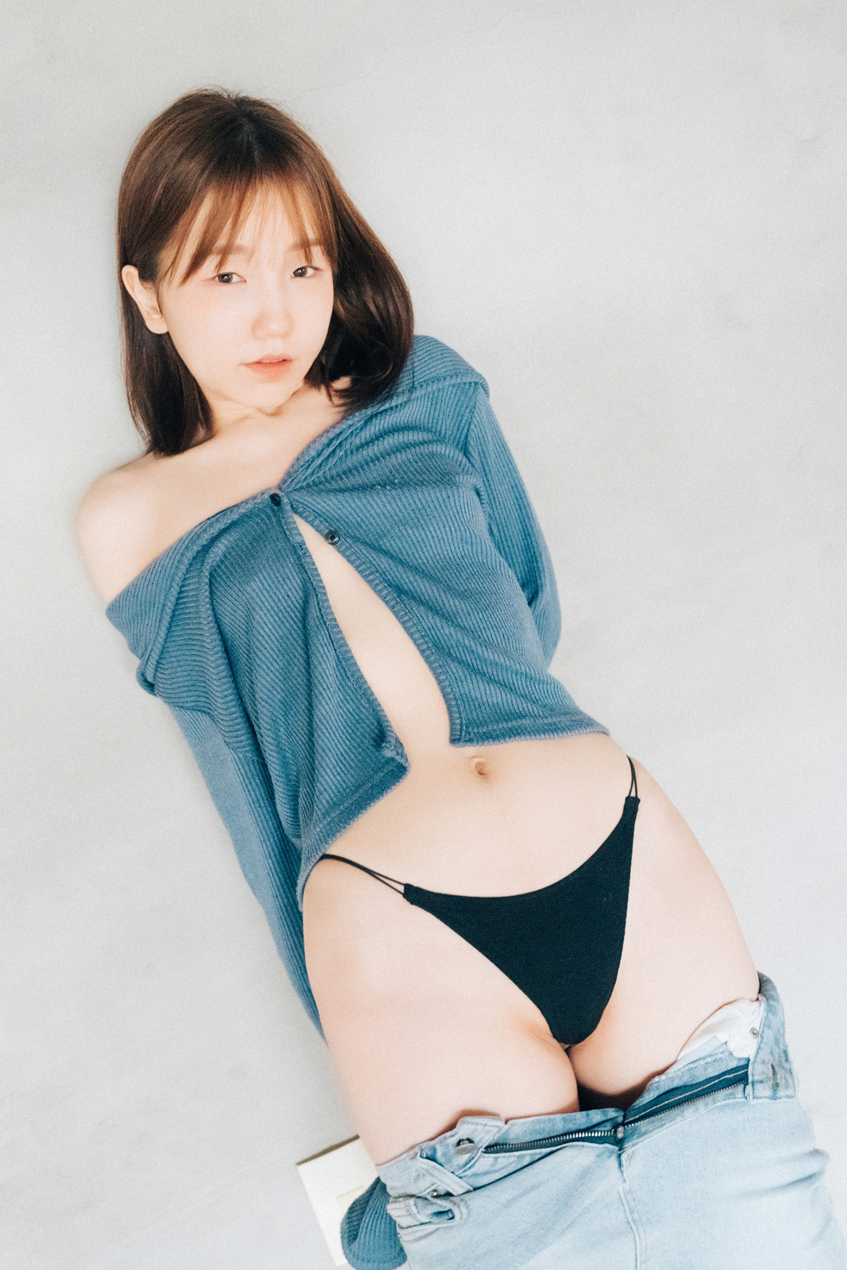 Han Yeri 한예리, Loozy ‘Enjoying Outdoor’ Set.02の写真 16