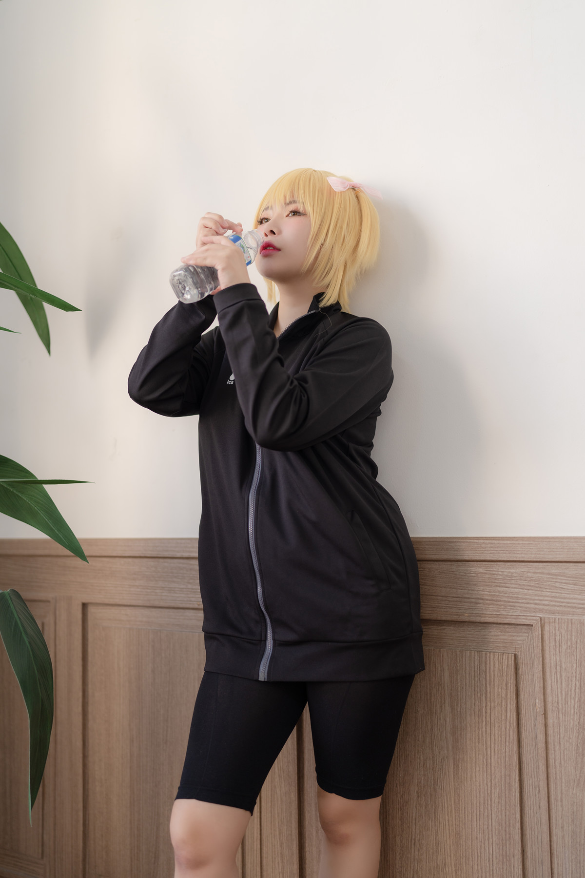 Yuna 유나, Photobook Noname.is.one ‘Yachi’の写真 2