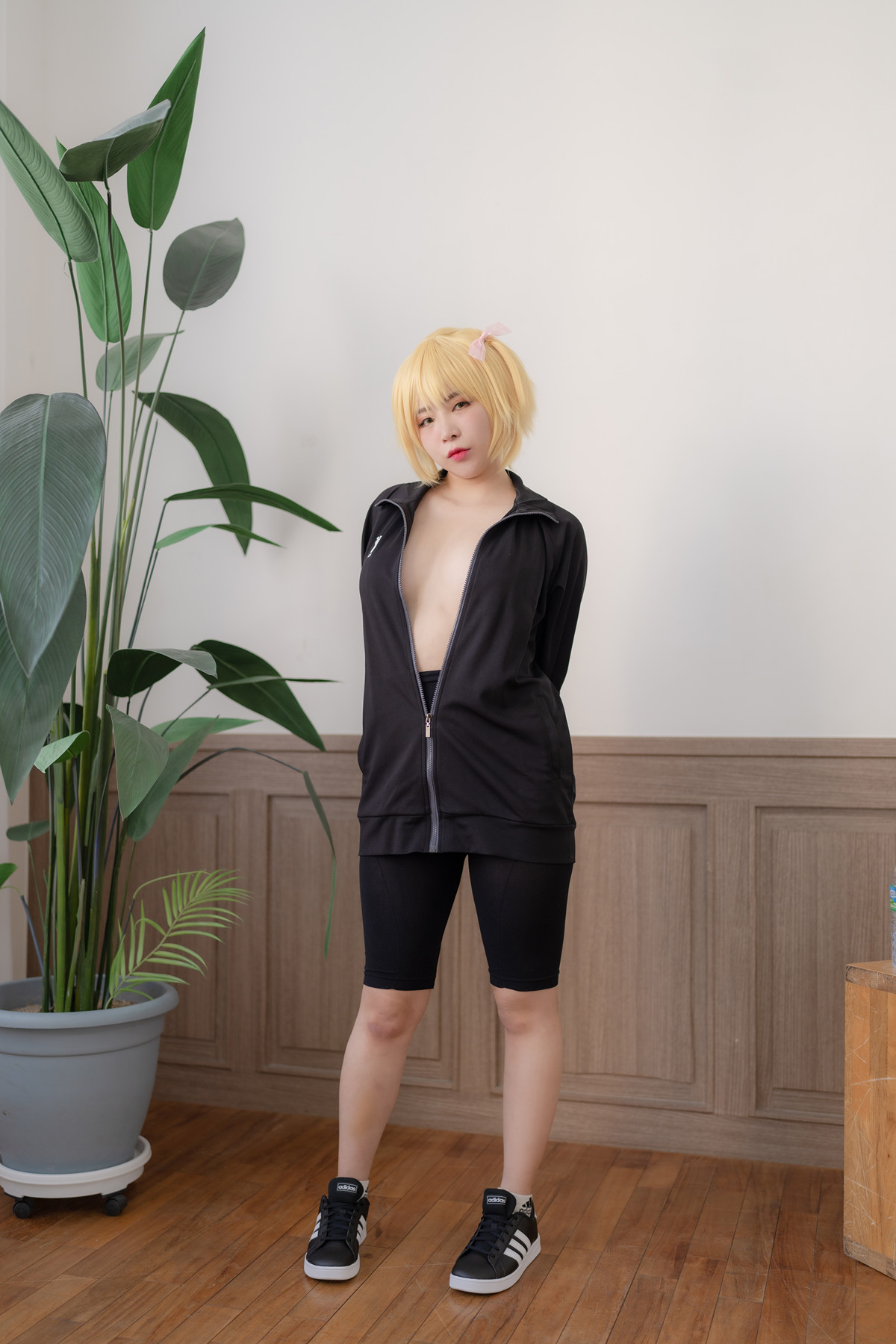 Yuna 유나, Photobook Noname.is.one ‘Yachi’の写真 6