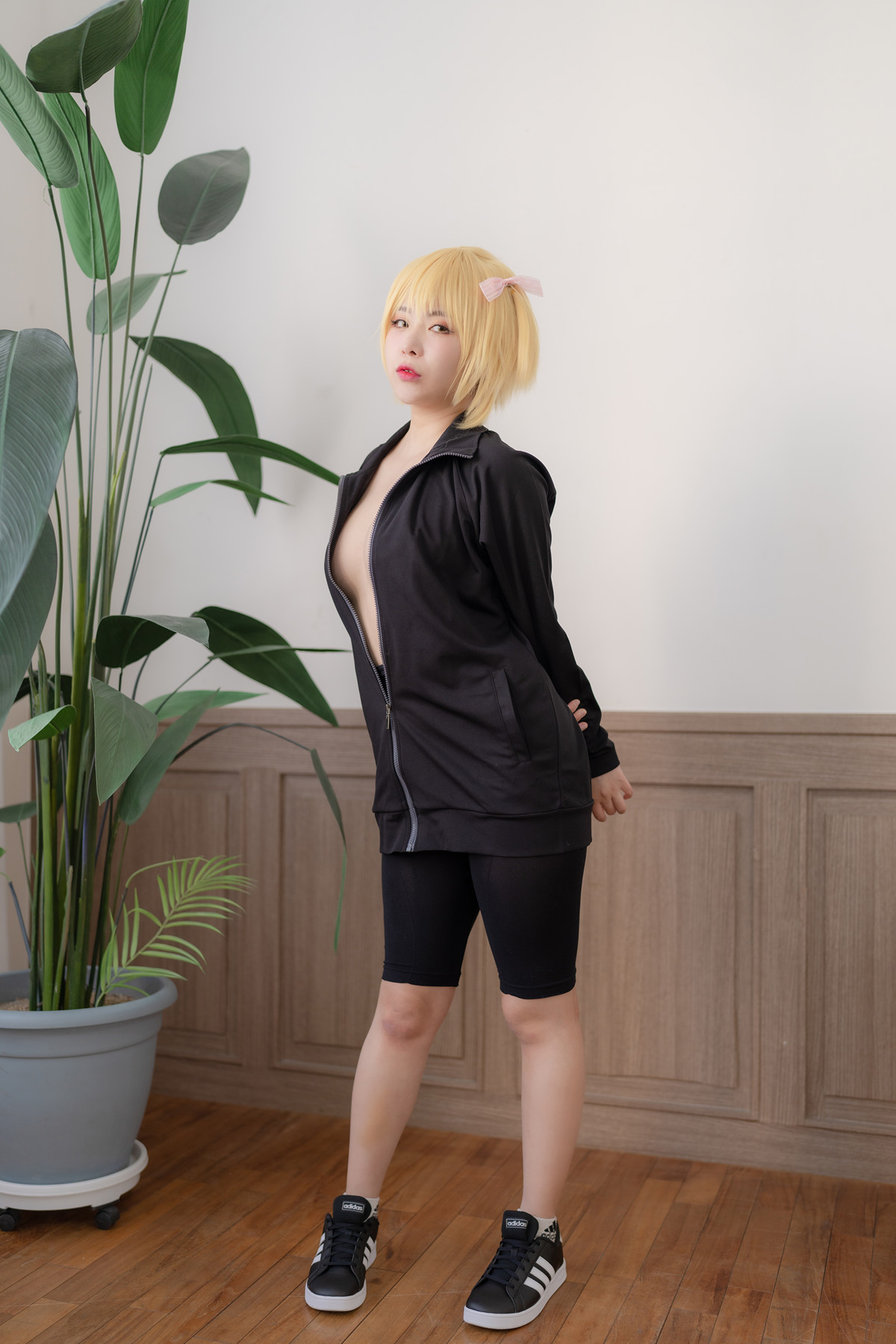 Yuna 유나, Photobook Noname.is.one ‘Yachi’の写真 7