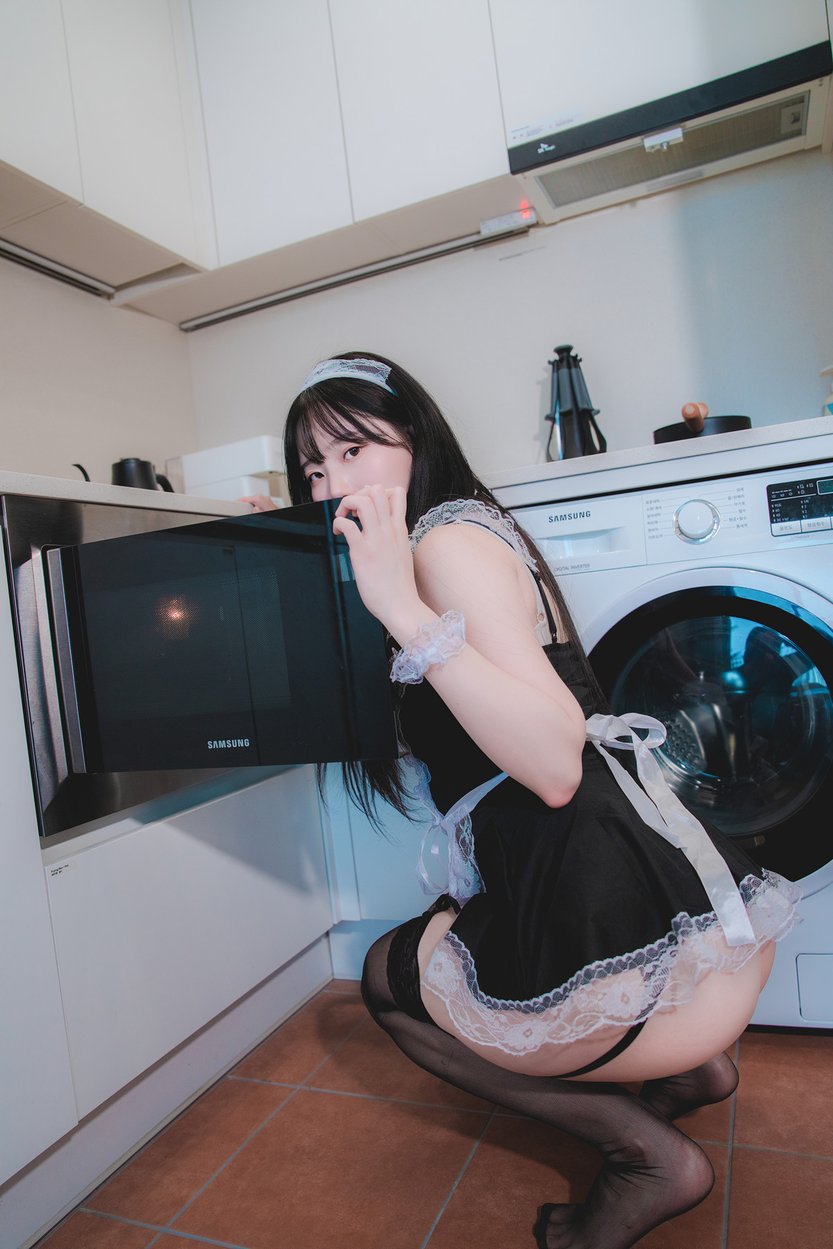 Myua 뮤아, Photobook ‘Maid’の写真 3