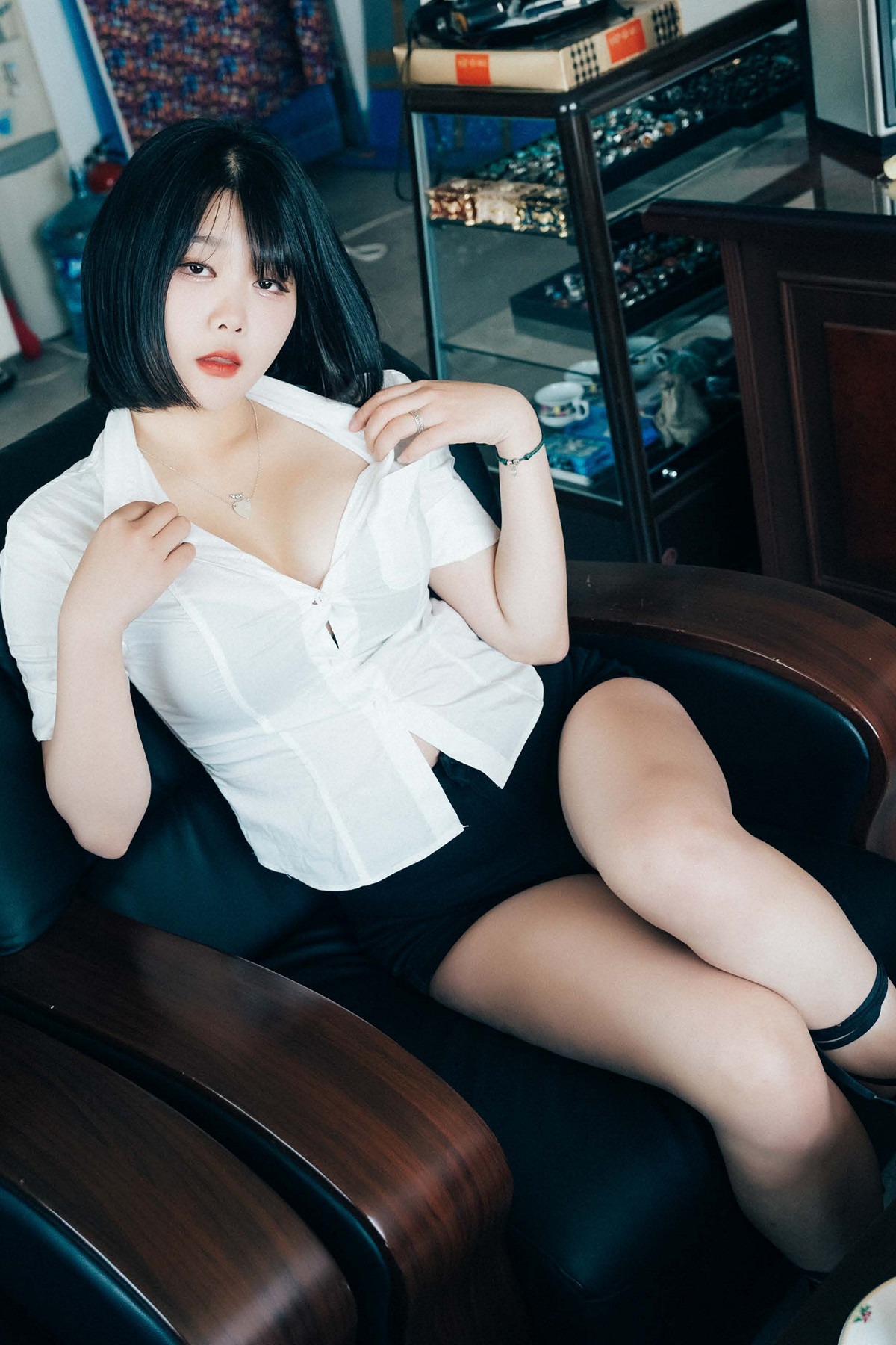 ZIA.Kwon 권지아, Loozy ‘Female Employee’ Set.02の写真 19