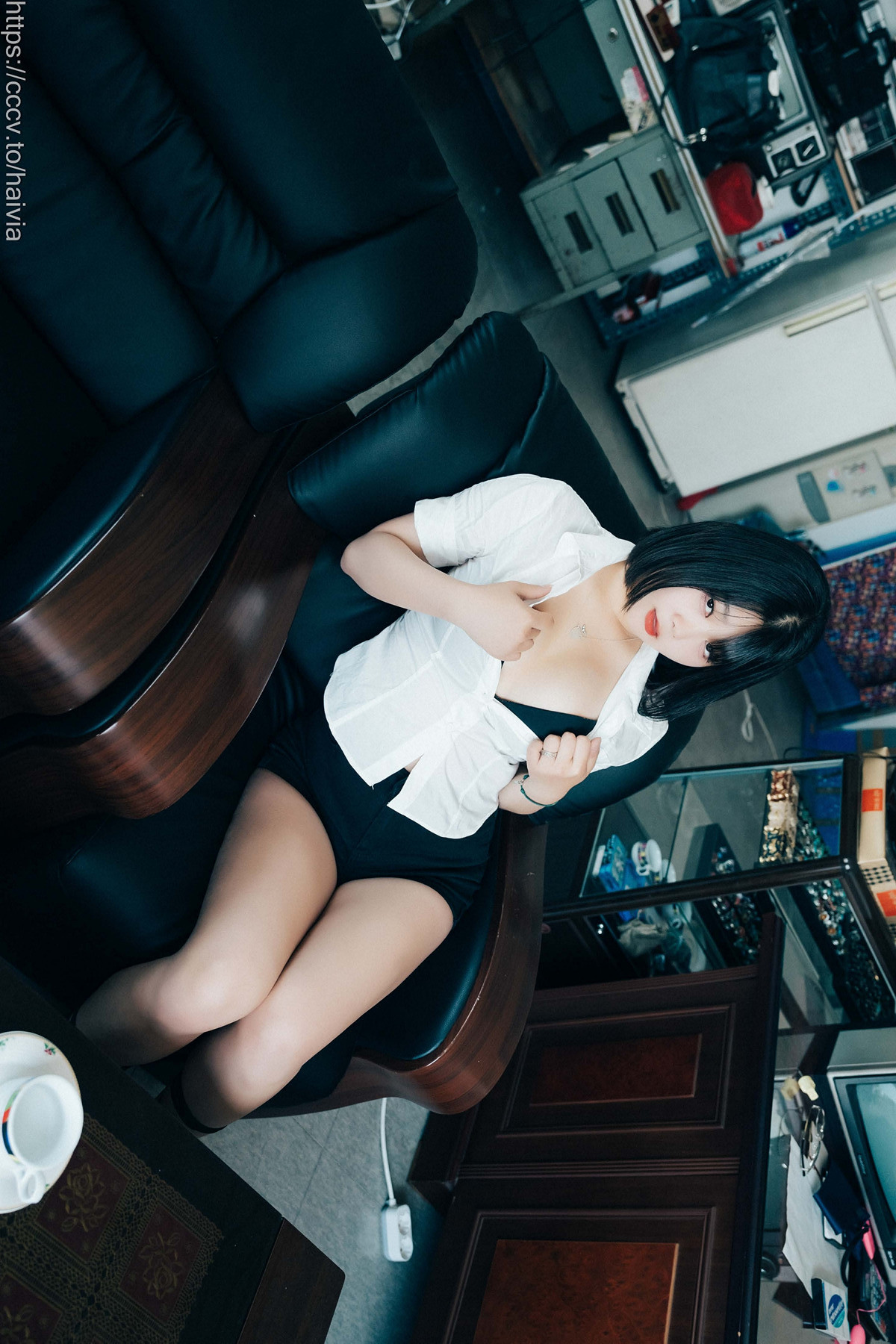 ZIA.Kwon 권지아, Loozy ‘Female Employee’ Set.02の写真 20