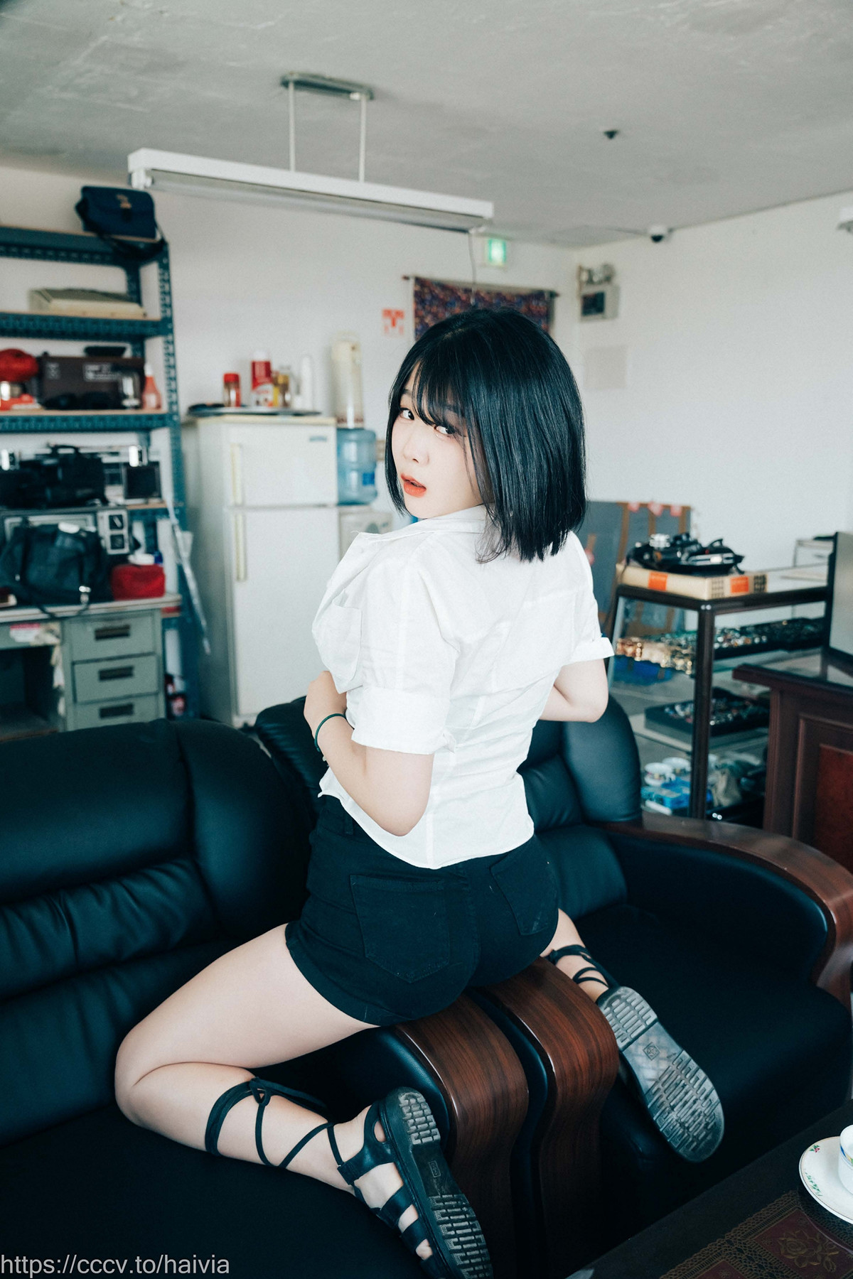 ZIA.Kwon 권지아, Loozy ‘Female Employee’ Set.02の写真 25