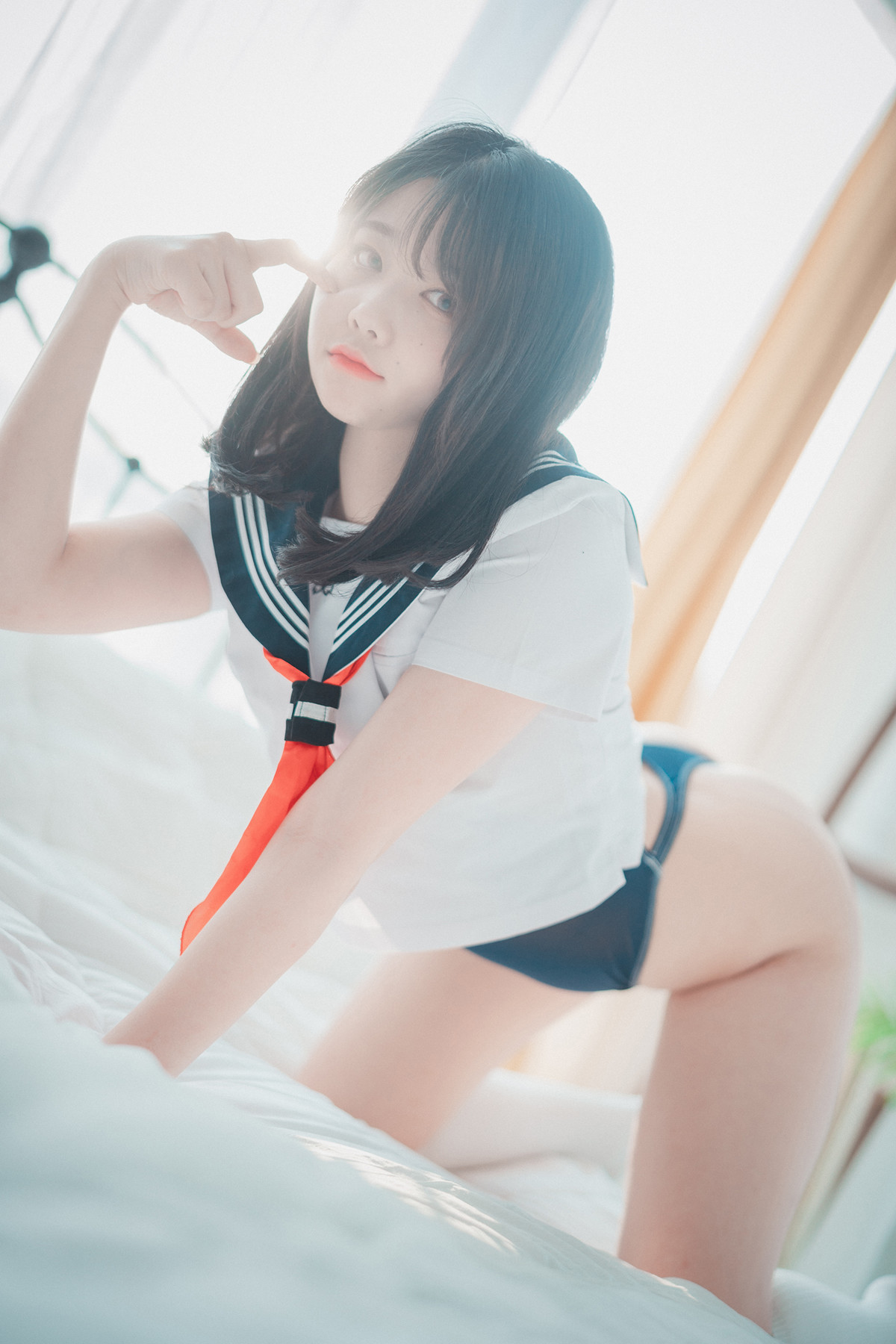 ZIA.Kwon 권지아, DJAWA ‘Swimming Lessons’の写真 34
