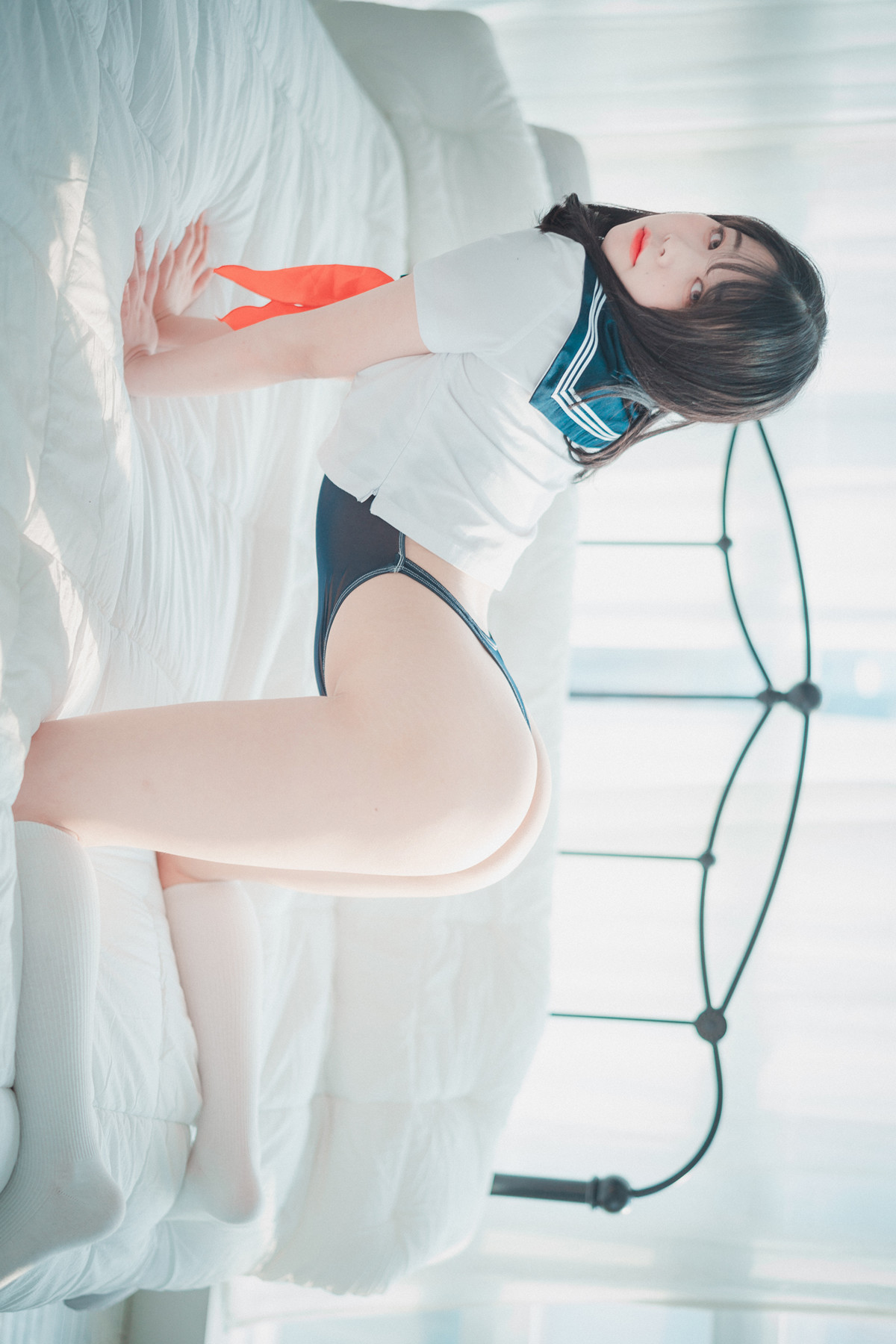 ZIA.Kwon 권지아, DJAWA ‘Swimming Lessons’の写真 35