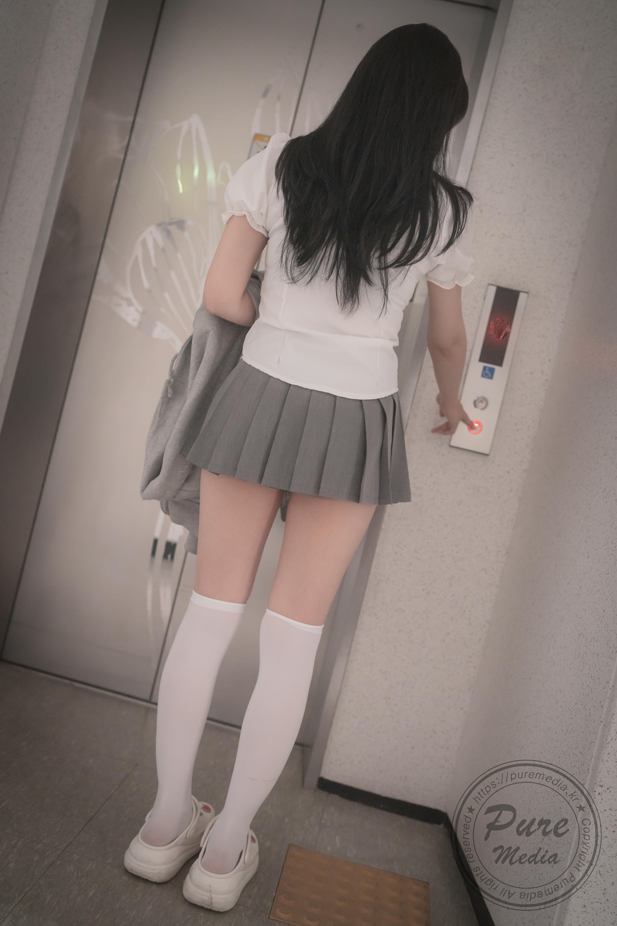 Mallang 말랑, PURE MEDIA Vol.288 ‘Moist Girl on Rainy Day’ Set.03の写真 12