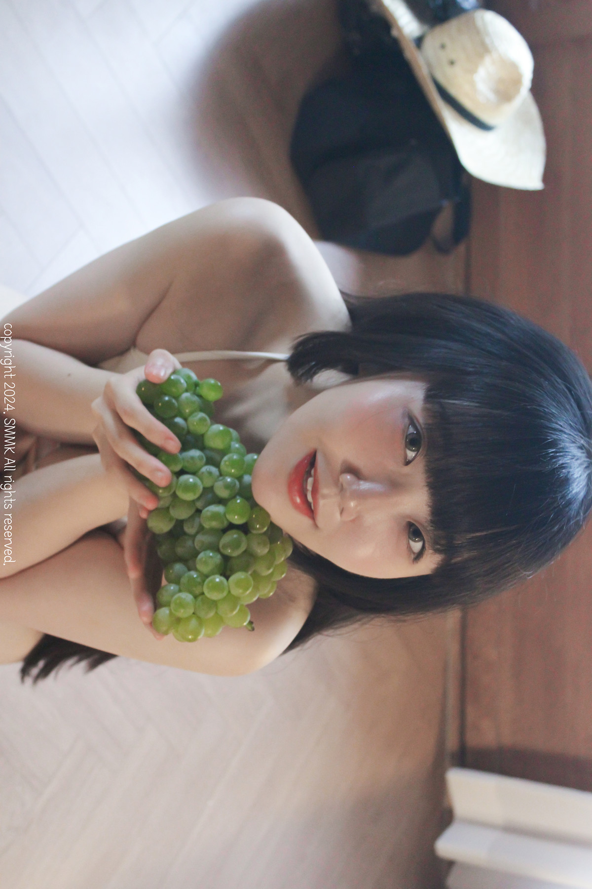 Doyeon 도연, SMMK Photobook ‘Fruits Apple & Grape’ Set.02の写真 29