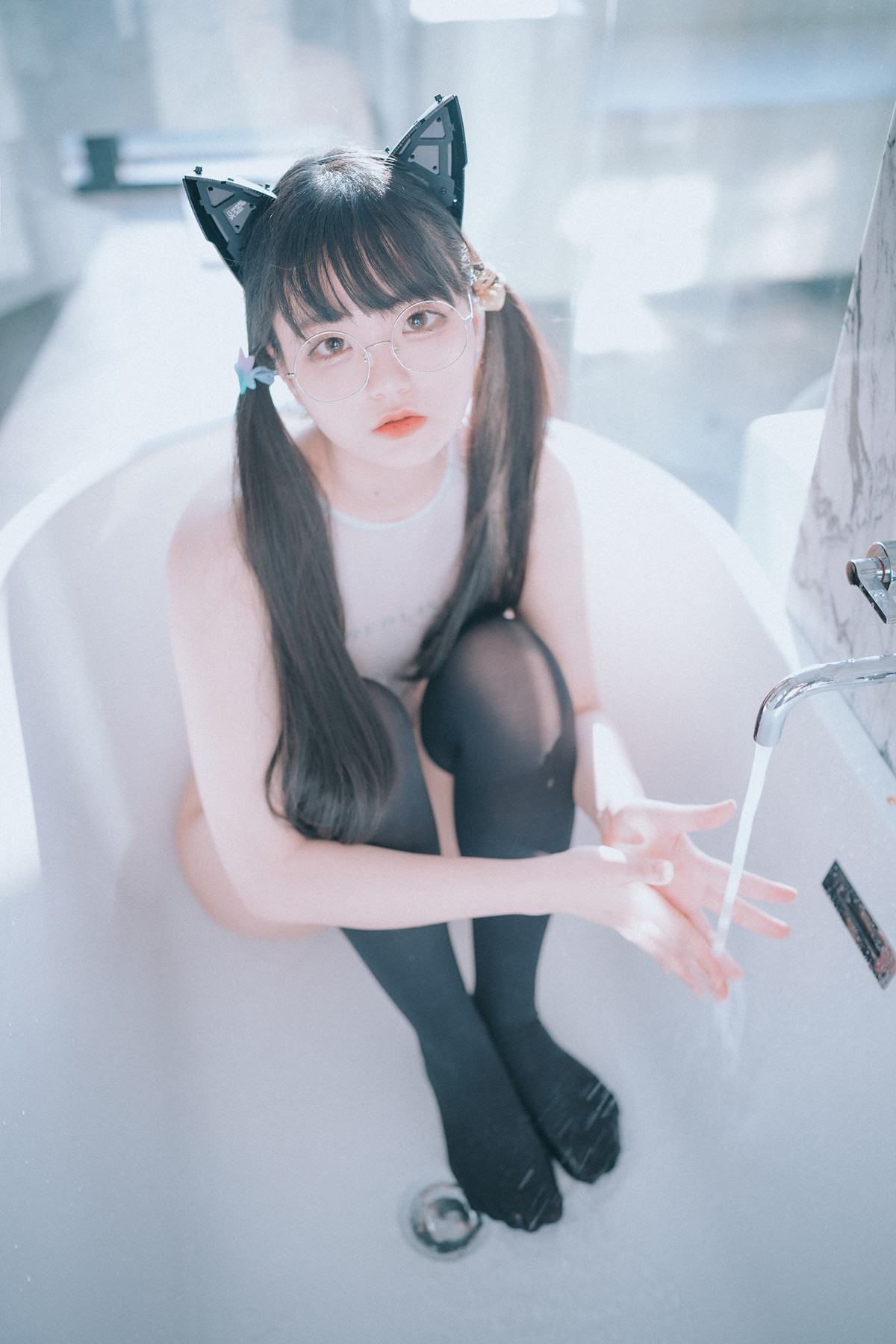 Jeong Jenny 정제니, DJAWA ‘Swimming Lessons #7’ Set.02の写真 13