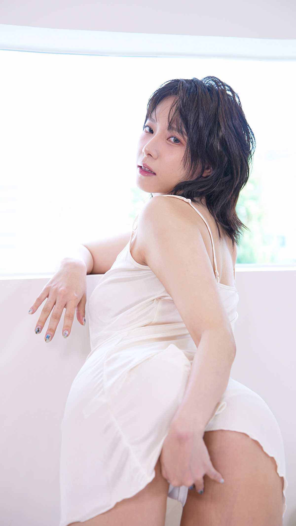 Haeppoyan 해뽀얀, PhotoBook ‘Girlfriend On The Bed’ Set.01の写真 2