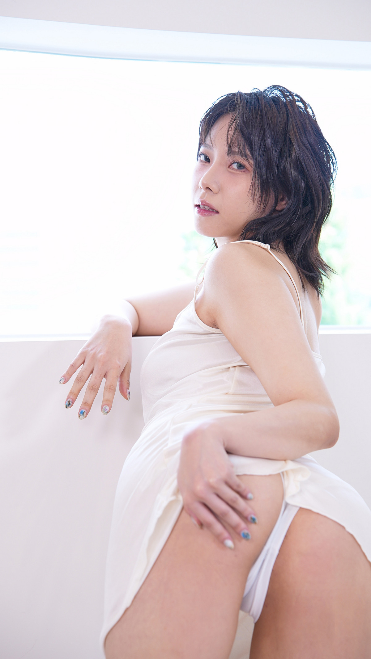 Haeppoyan 해뽀얀, PhotoBook ‘Girlfriend On The Bed’ Set.01の写真 3