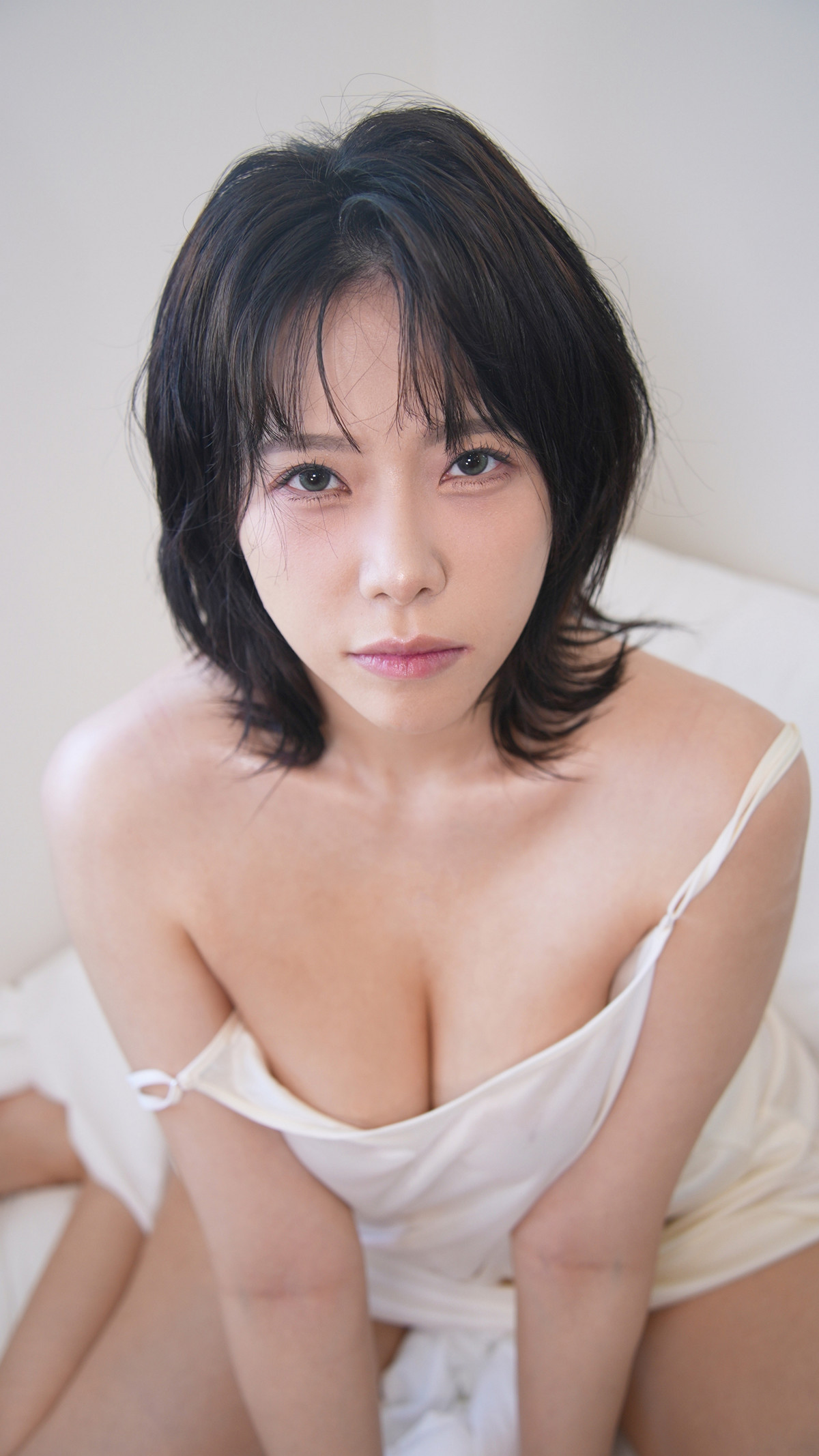 Haeppoyan 해뽀얀, PhotoBook ‘Girlfriend On The Bed’ Set.01の写真 39