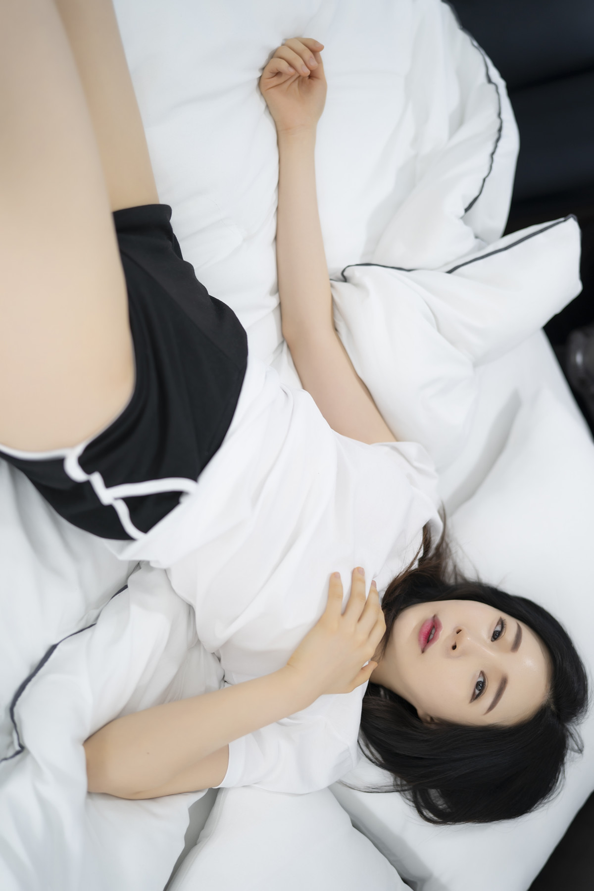 SUA 지수아, Photobook Leak Set.03の写真 6
