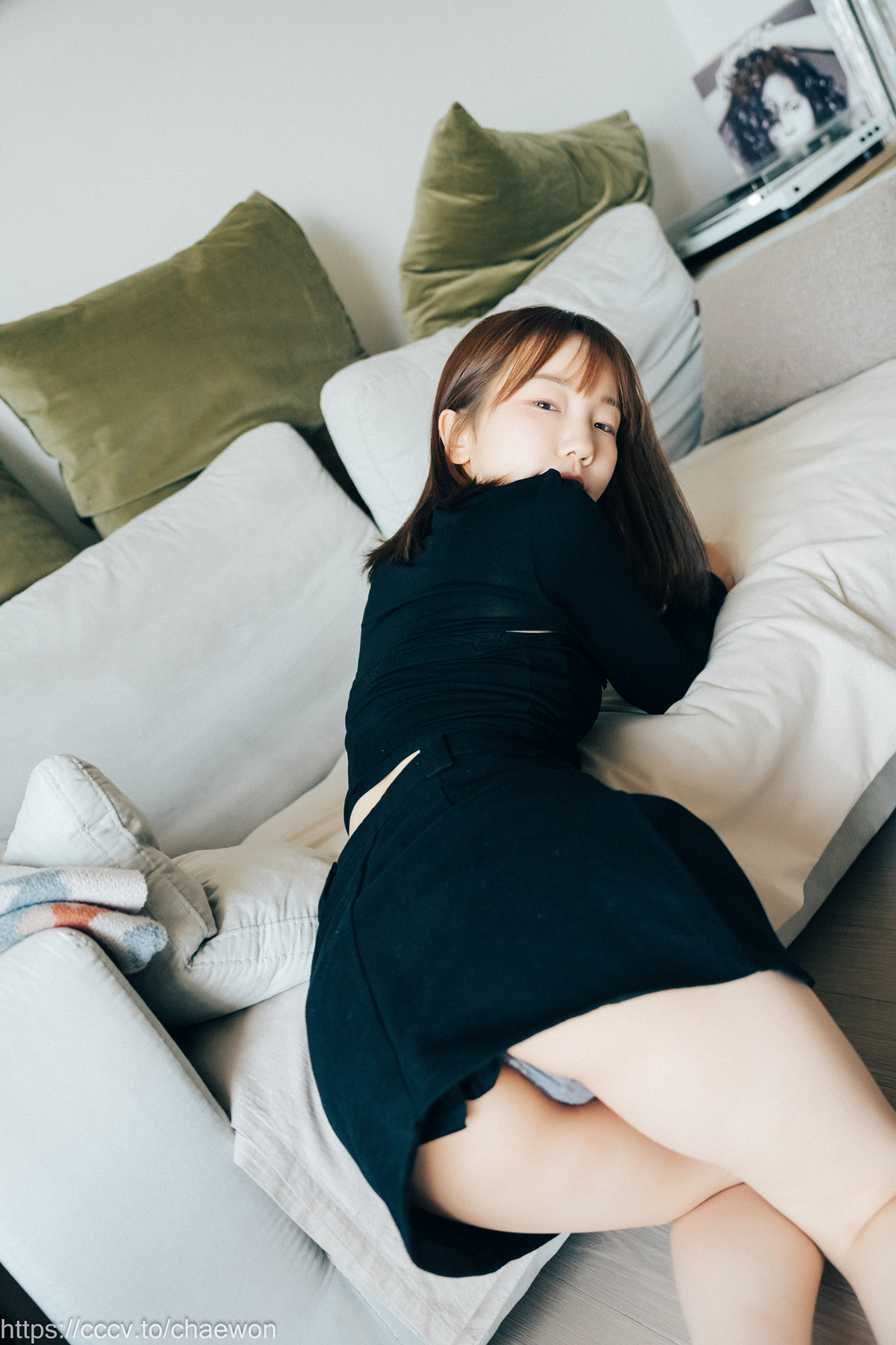 Han Yeri 한예리, Loozy ‘Visitor’ Set.01の写真 22