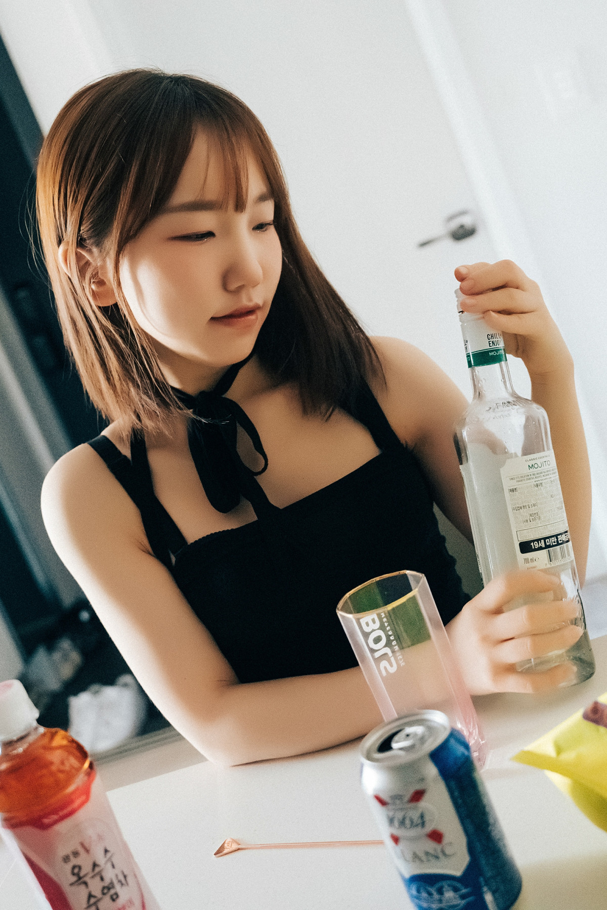 Han Yeri 한예리, Loozy ‘Visitor’ Set.01の写真 38