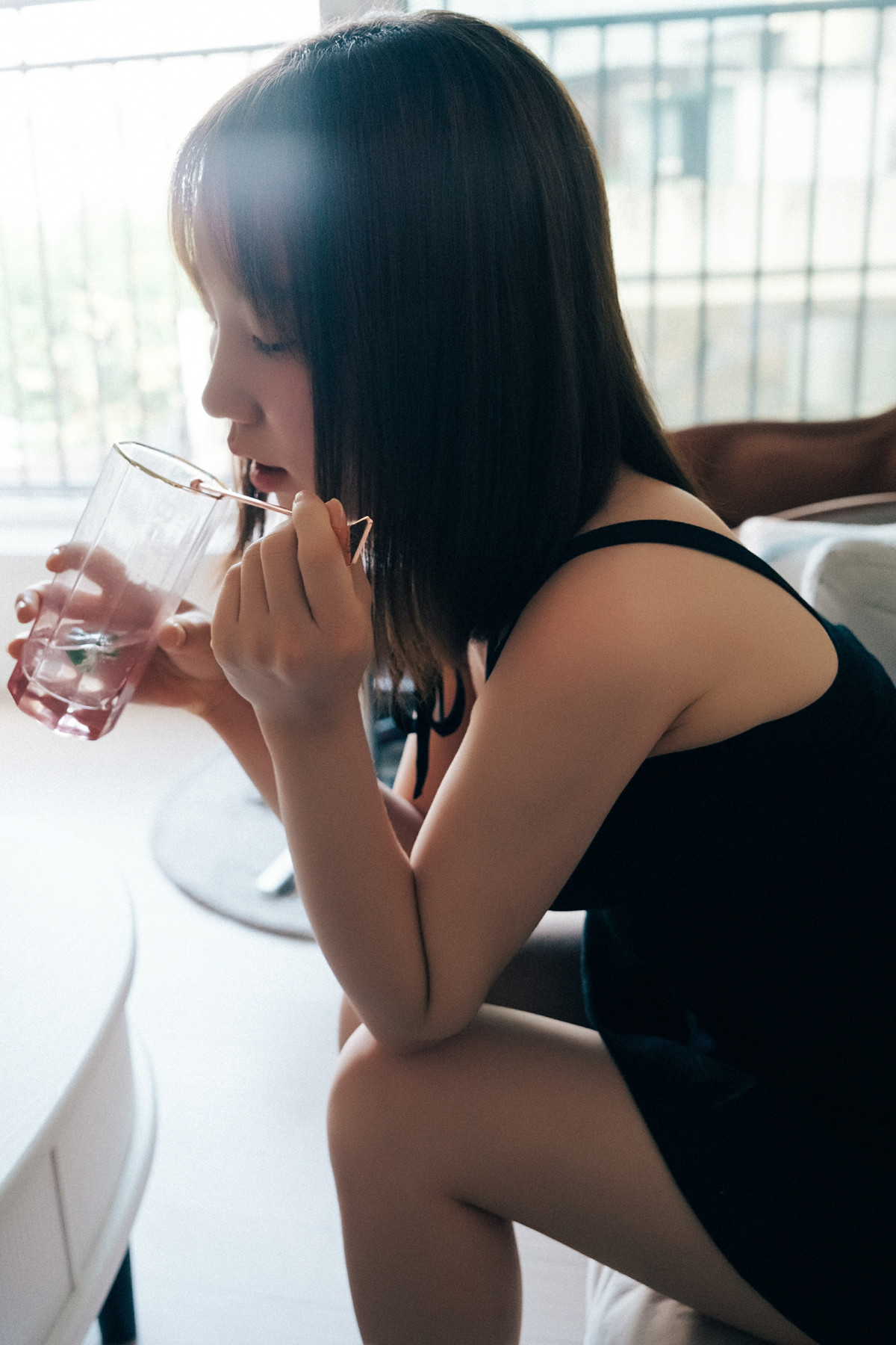 Han Yeri 한예리, Loozy ‘Visitor’ Set.01の写真 49