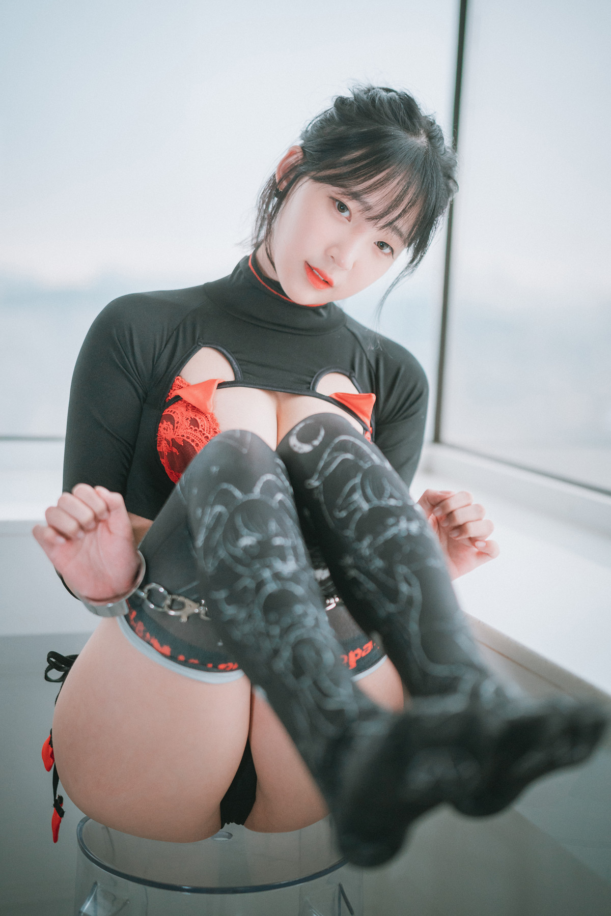 Kang Inkyung 강인경, DJAWA ‘Rescue Me’の写真 10