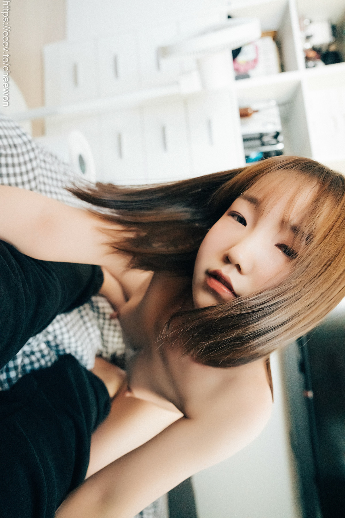 Han Yeri 한예리, Loozy ‘Visitor’ Set.02の写真 40