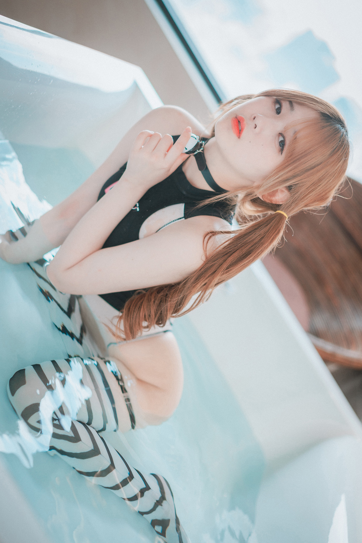 ZIA.Kwon 권지아, DJAWA ‘Swimming Lessons #2’ Set.02の写真 11