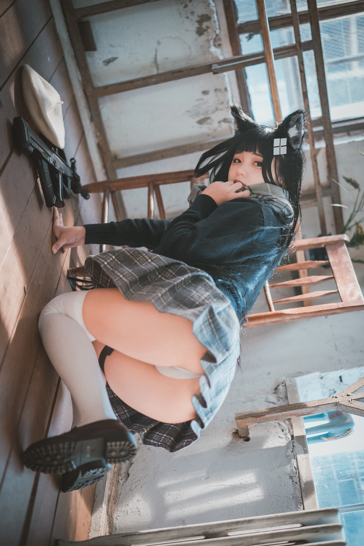 Jeong Jenny 정제니, DJAWA Type 95 Pure White Graduationの写真 23