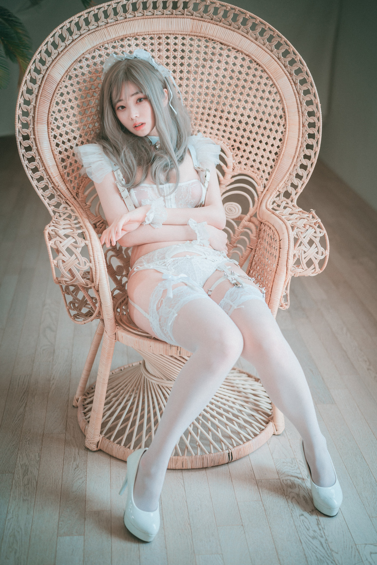 Bambi 밤비, DJAWA ‘Reine de Blanc’の写真 41