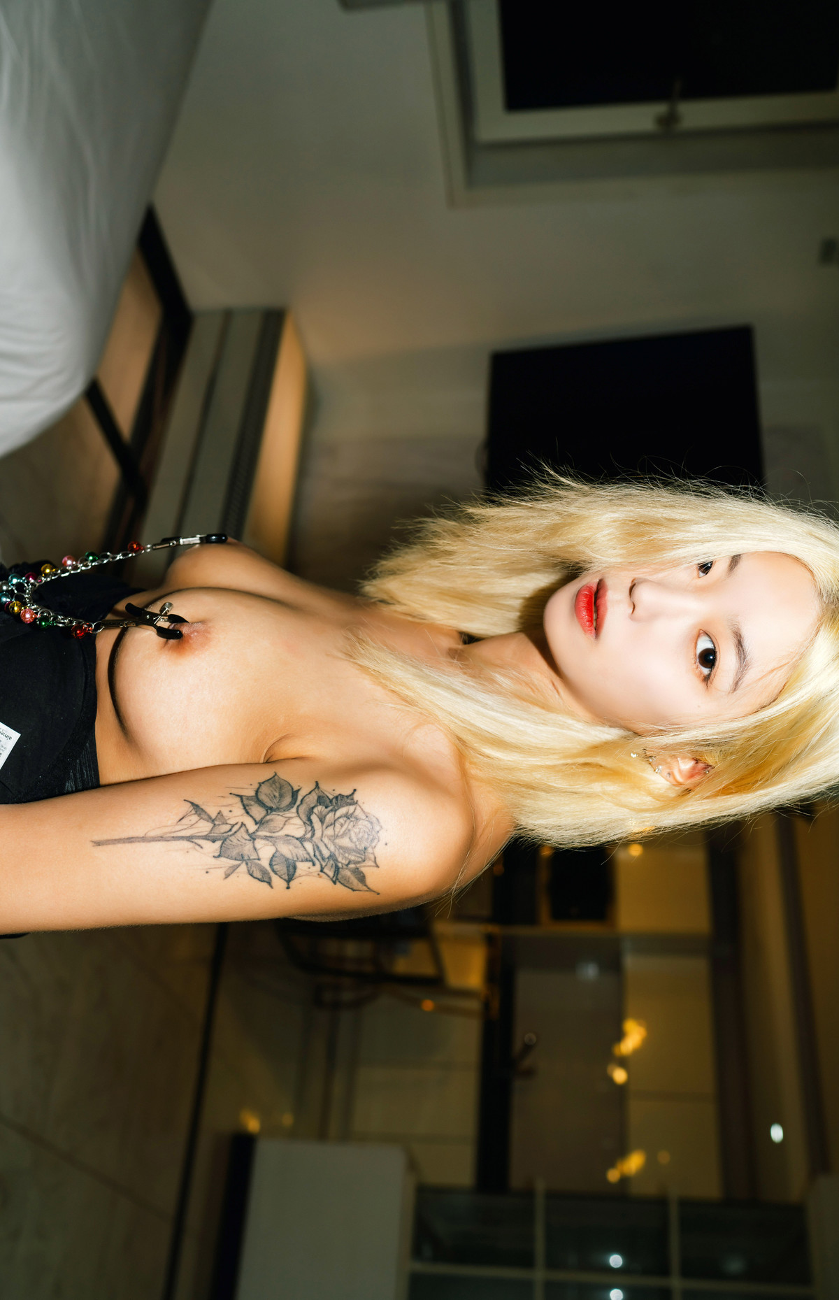 Seol-Ah 설아, Moon Night Snap ‘Hot Debut’ Set.01の写真 14