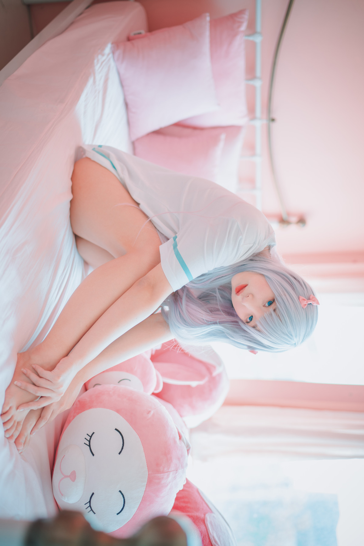Kang Inkyung 강인경, DJAWA ‘Eromanga Sensei’の写真 2