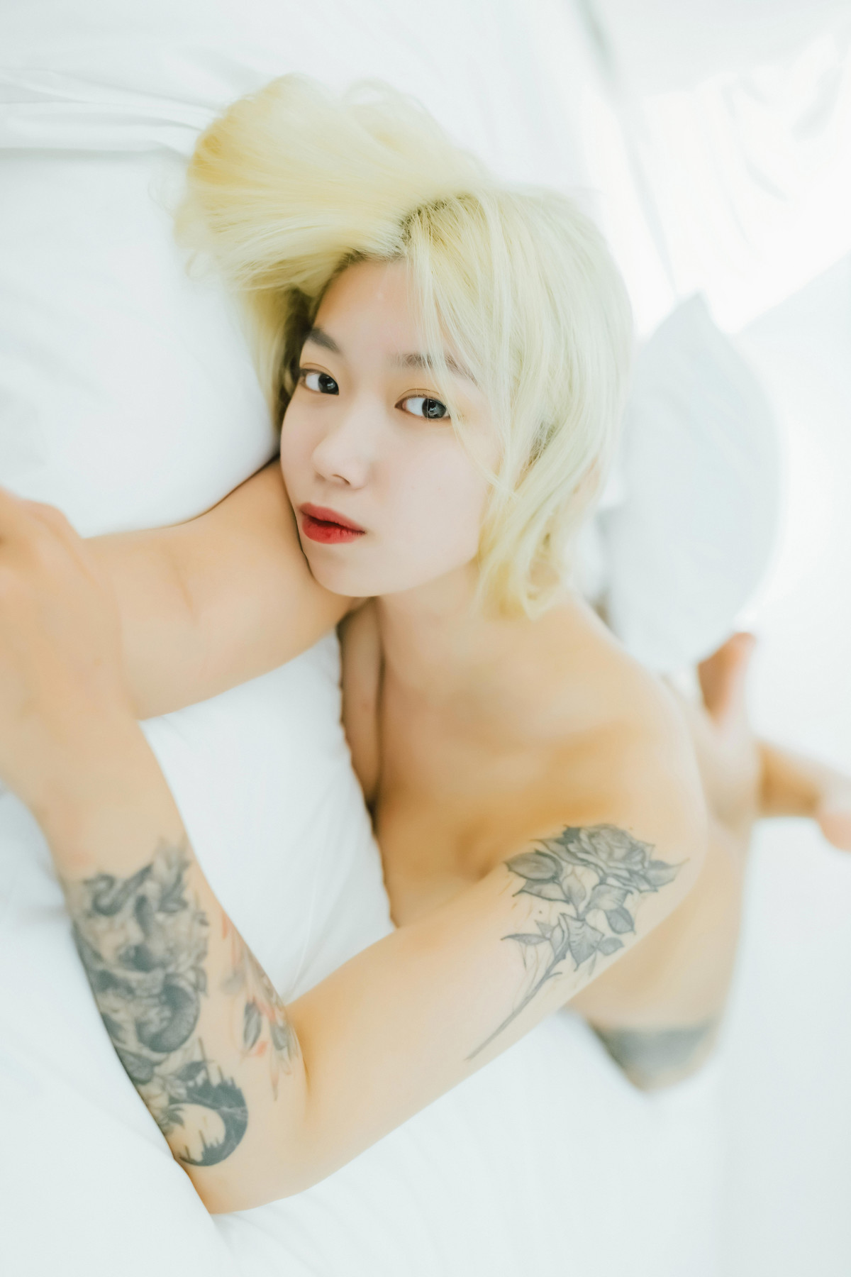 Seol-Ah 설아, Moon Night Snap ‘Hot Debut’ Set.02の写真 64