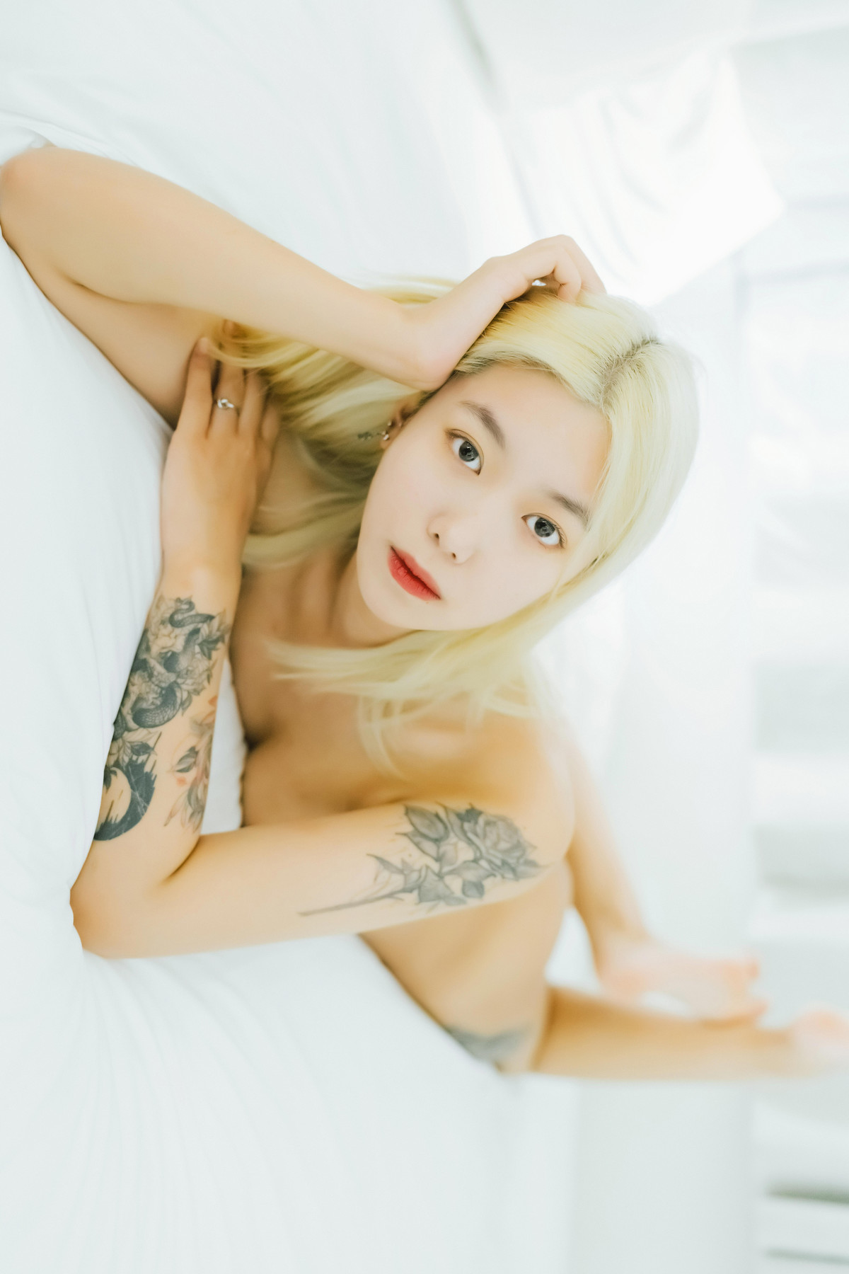 Seol-Ah 설아, Moon Night Snap ‘Hot Debut’ Set.02の写真 67