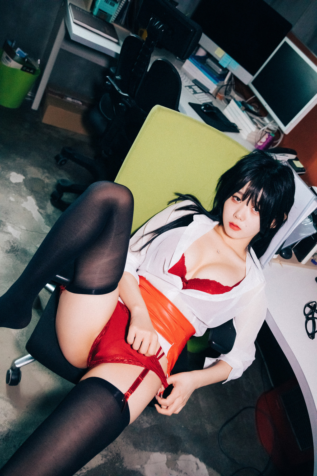 ZIA.Kwon 권지아, Loozy ‘Office Slave’ Set.02の写真 14
