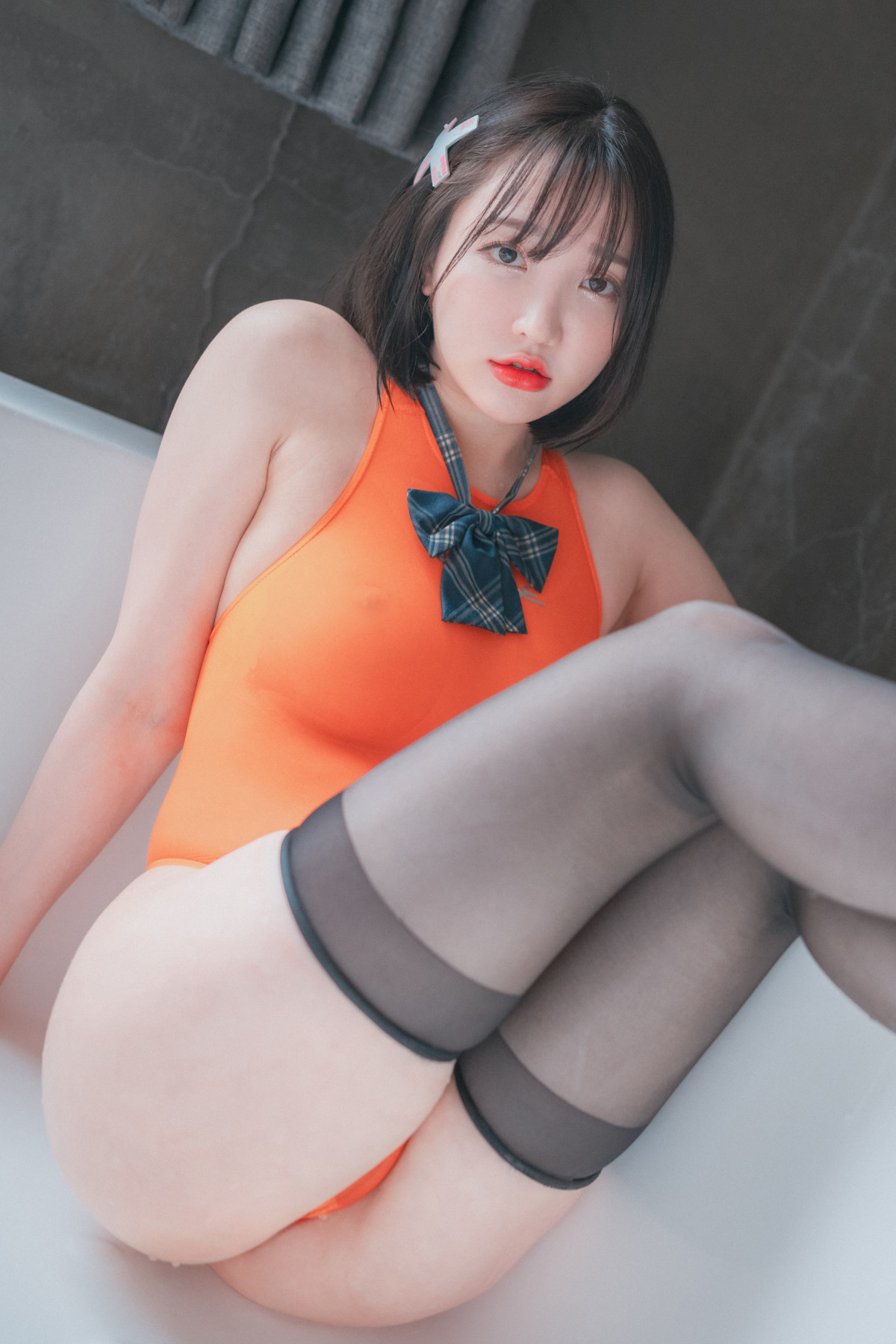 Son Yeeun 손예은, DJAWA ‘Swimming Lessons #6’ Set.03の写真 32