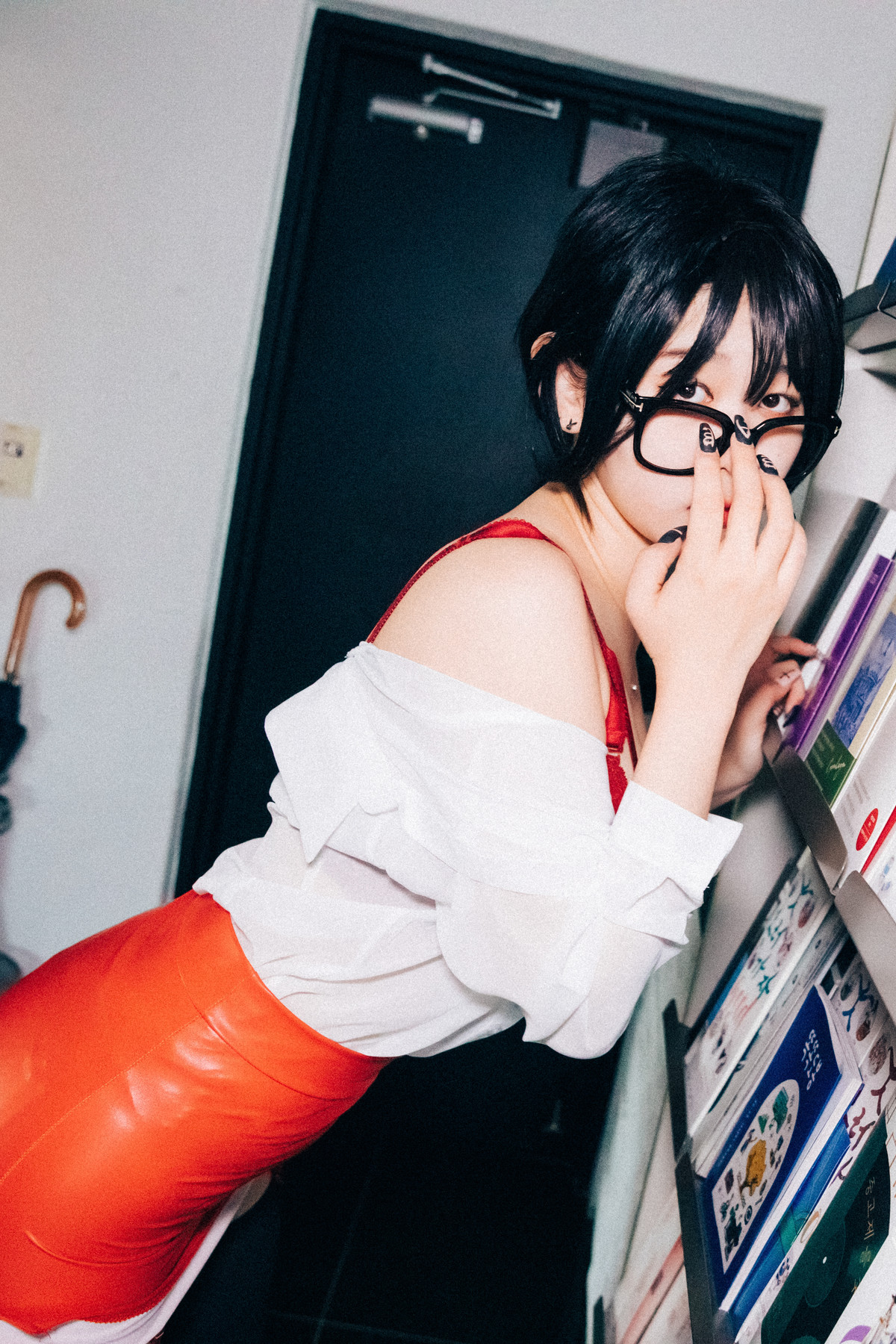 ZIA.Kwon 권지아, Loozy ‘Office Slave’ Set.04の写真 3