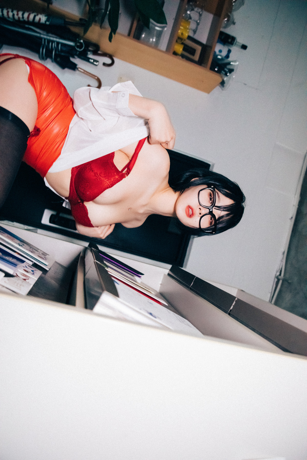 ZIA.Kwon 권지아, Loozy ‘Office Slave’ Set.04の写真 8