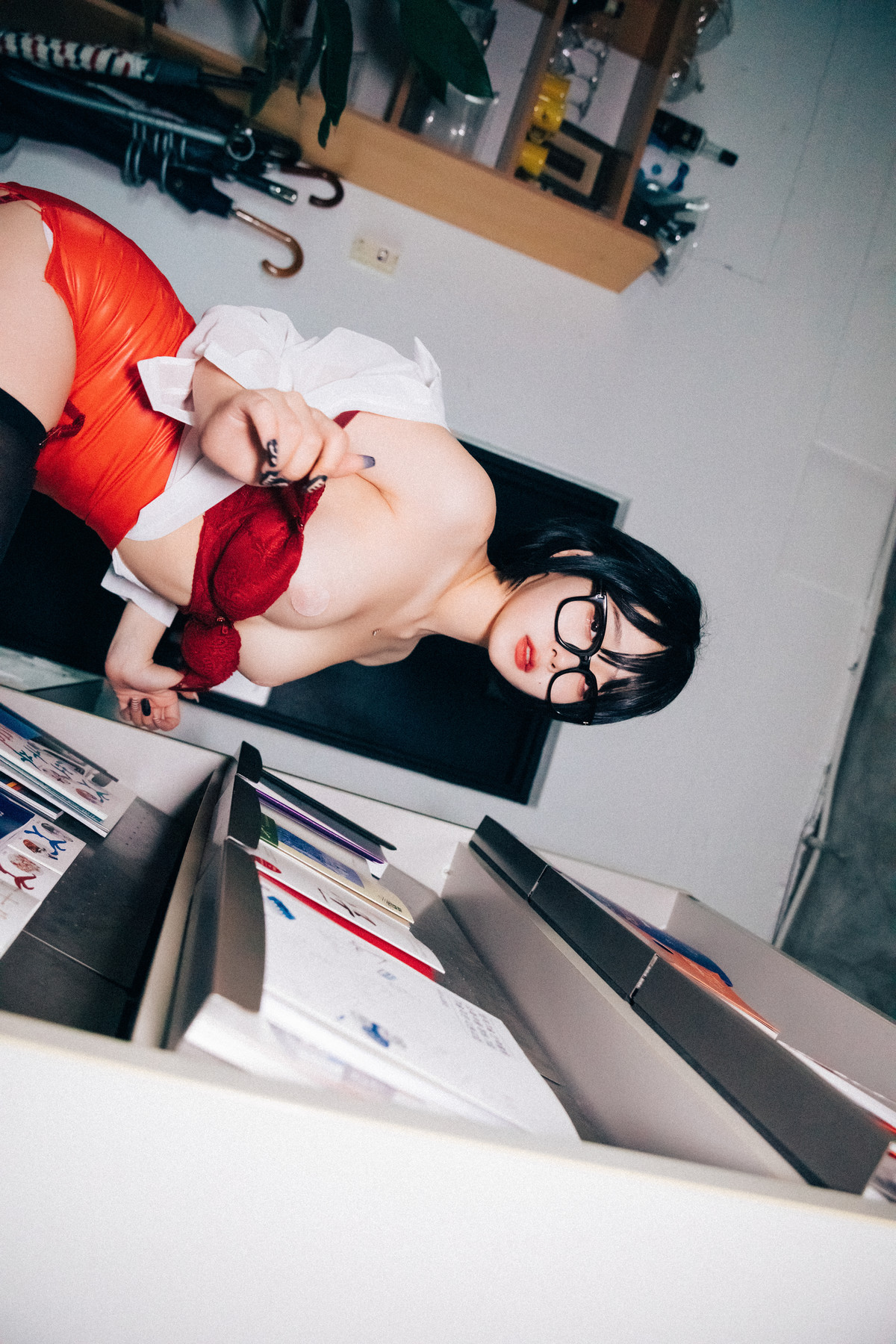 ZIA.Kwon 권지아, Loozy ‘Office Slave’ Set.04の写真 10