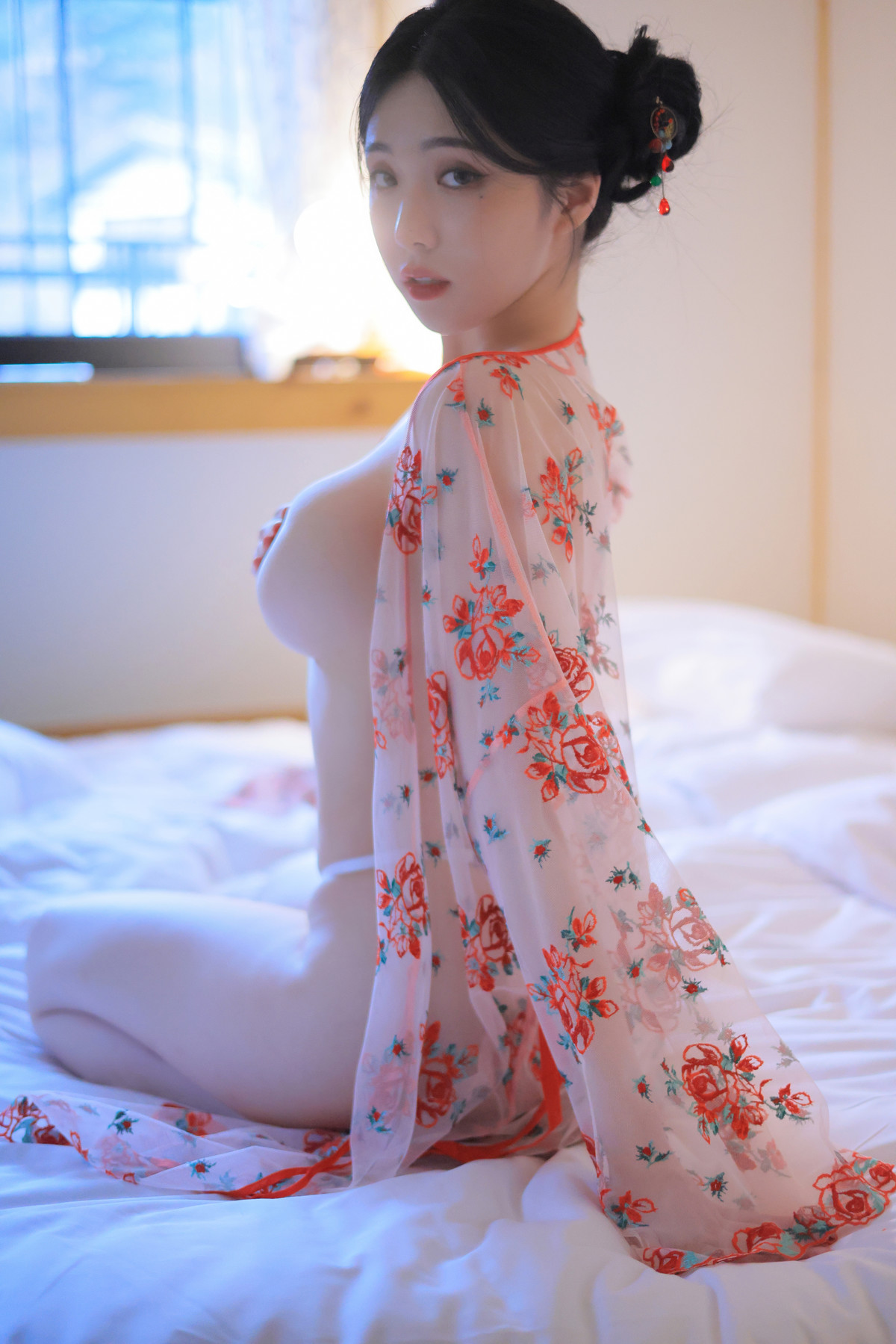 Yeon Woo 연우, Photobook ‘Heat’ Set.02の写真 21