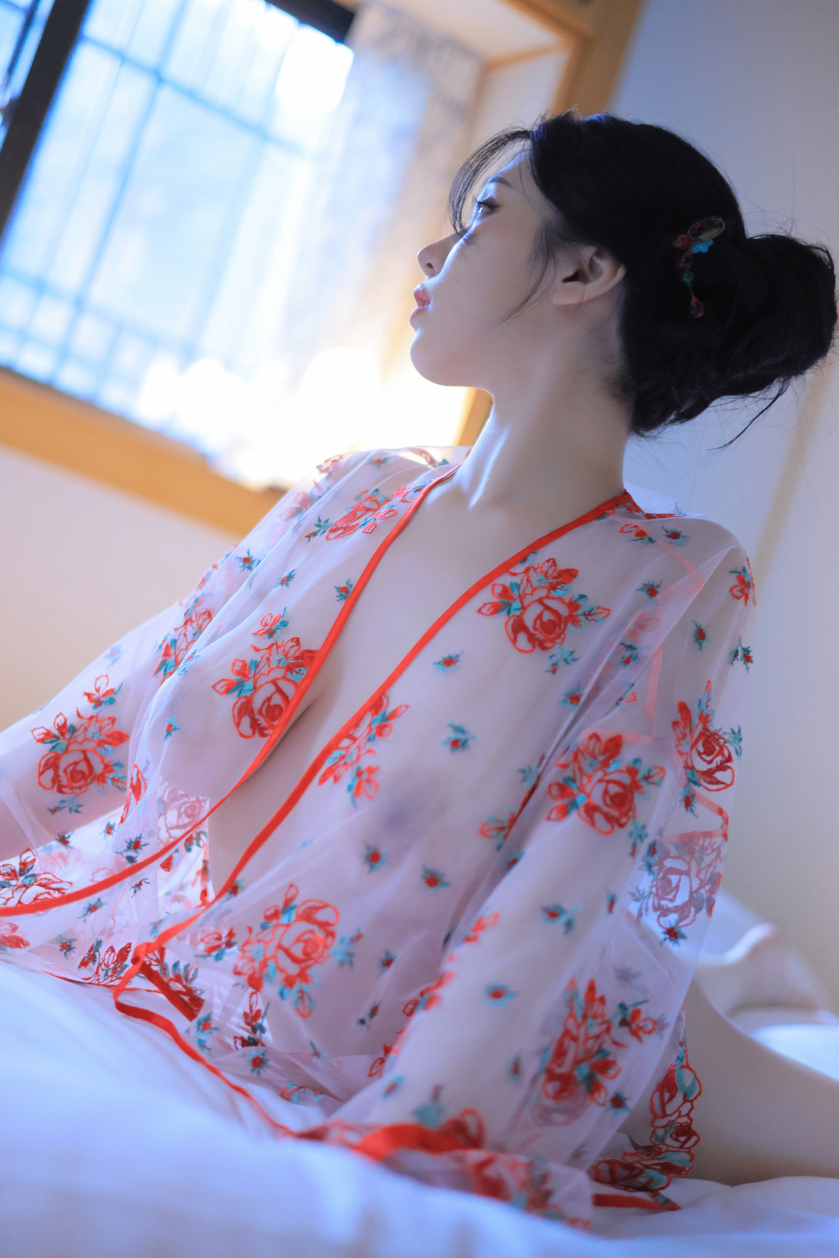 Yeon Woo 연우, Photobook ‘Heat’ Set.02の写真 34