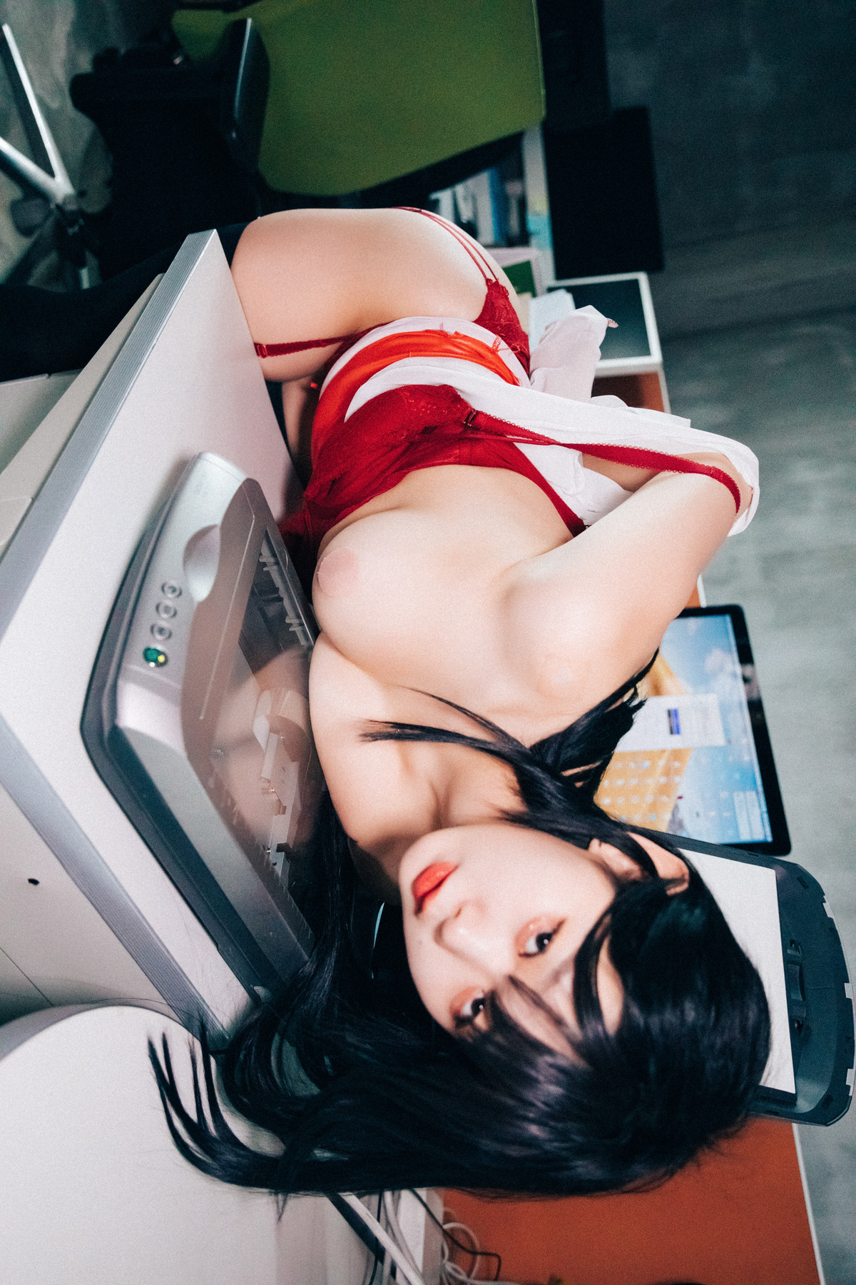 ZIA.Kwon 권지아, Loozy ‘Office Slave’ Set.05の写真 16