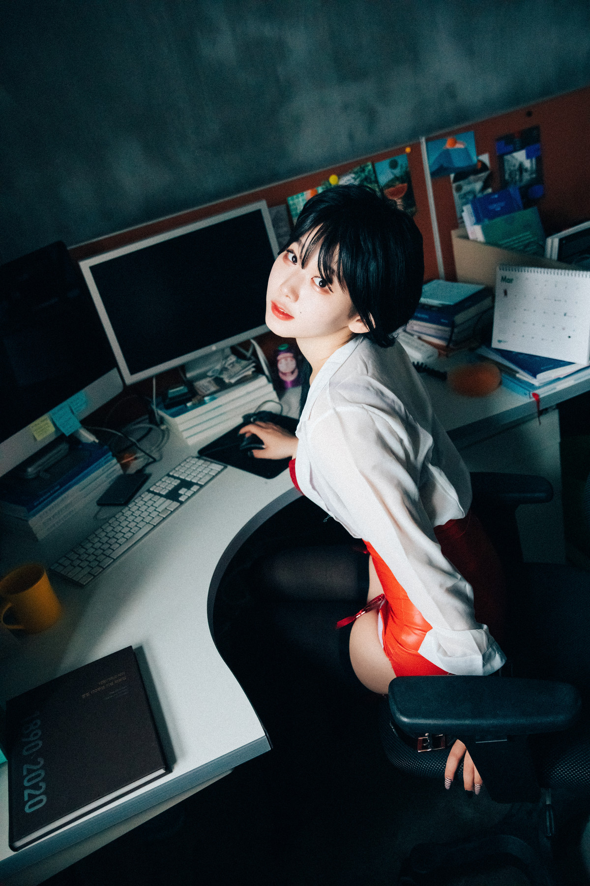 ZIA.Kwon 권지아, Loozy ‘Office Slave’ Set.05の写真 30
